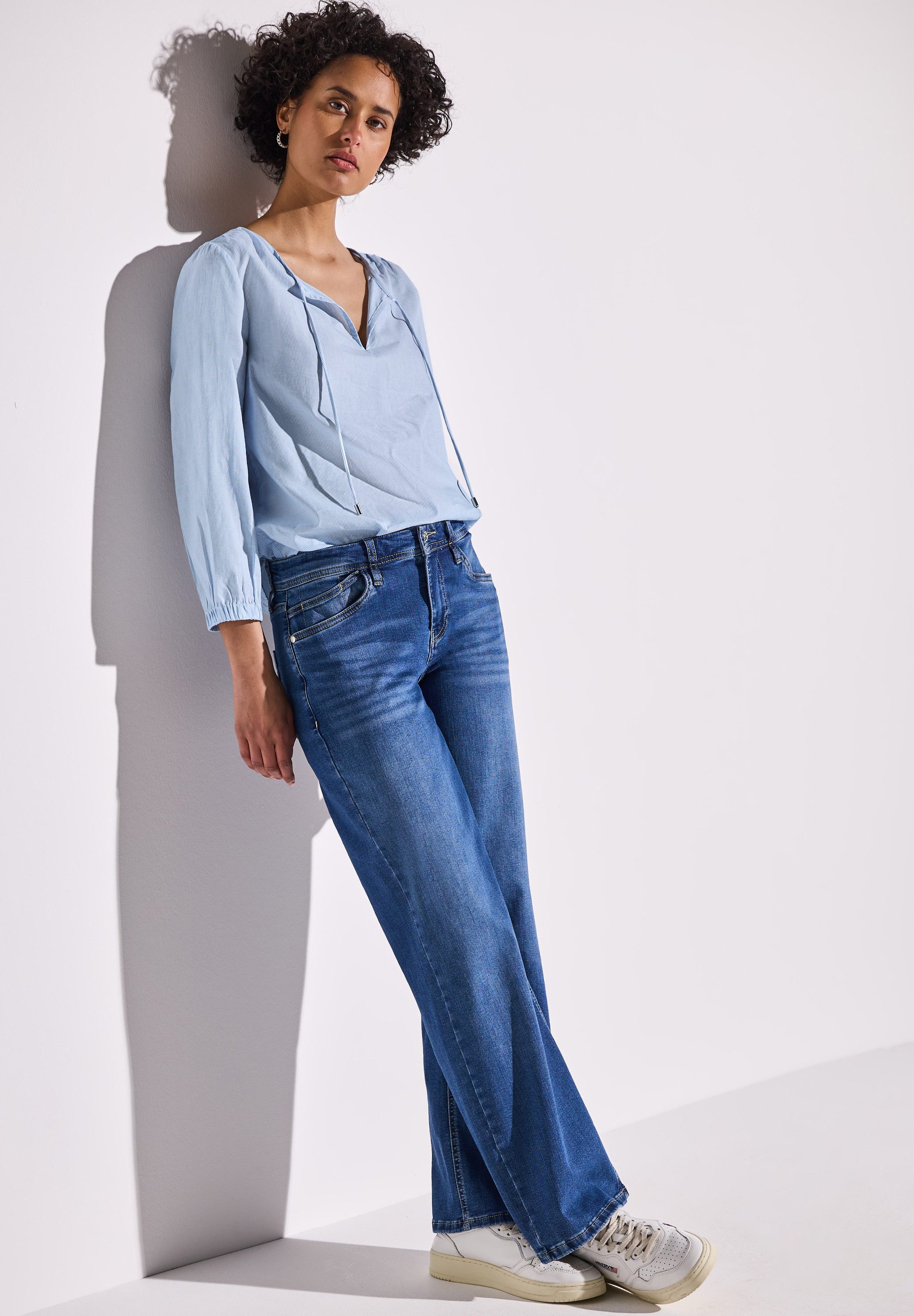 STREET ONE Shirtblouse met een uitgesneden halslijn met banden