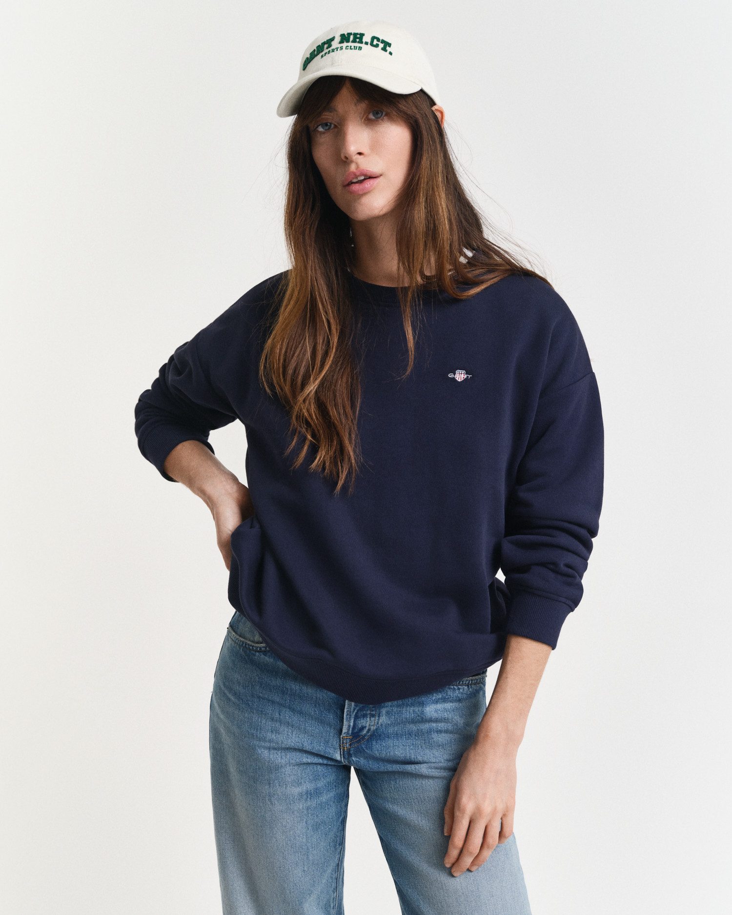 Gant Sweatshirt SHIELD C-NECK SWEAT Grafische GANT-borduursel op de borst