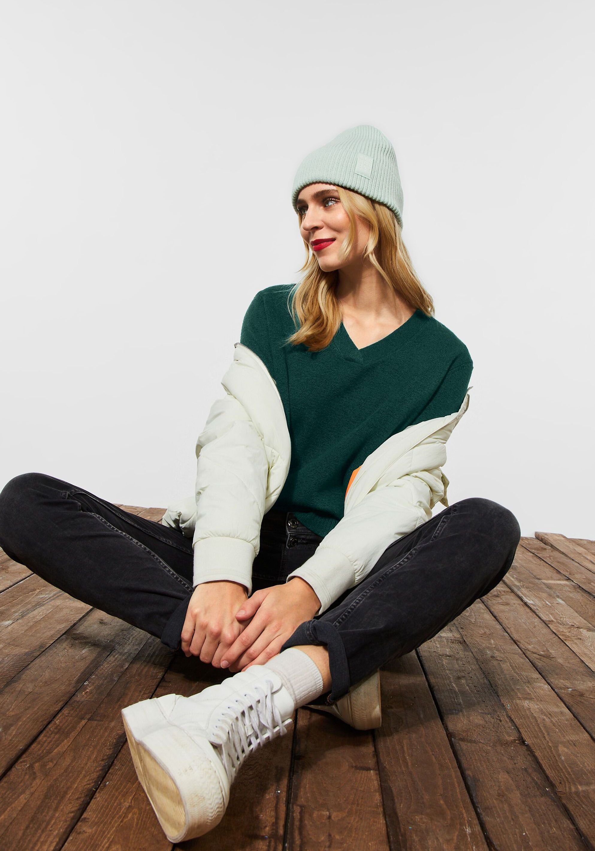 STREET ONE Gebreide trui met v-hals