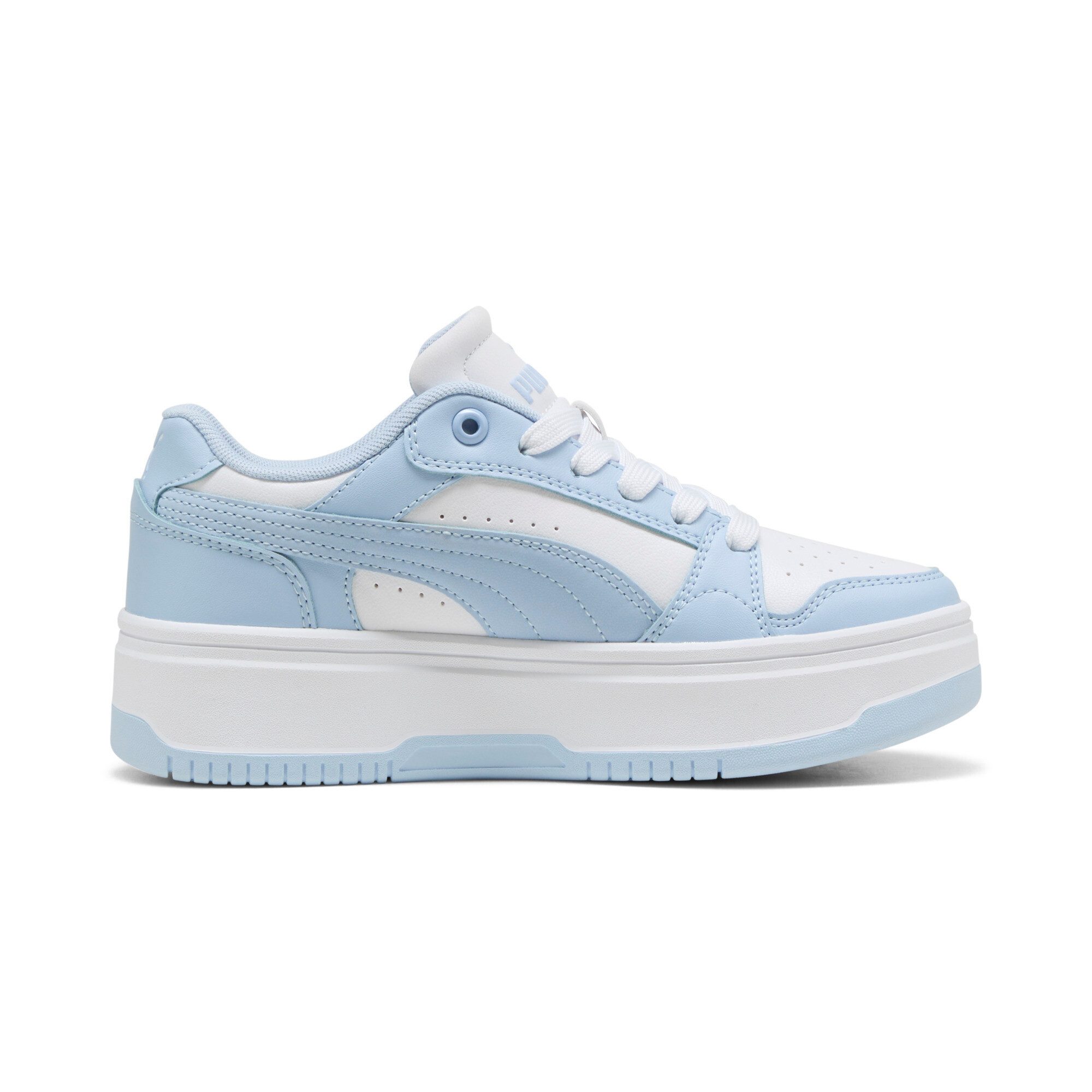 PUMA Sneakers