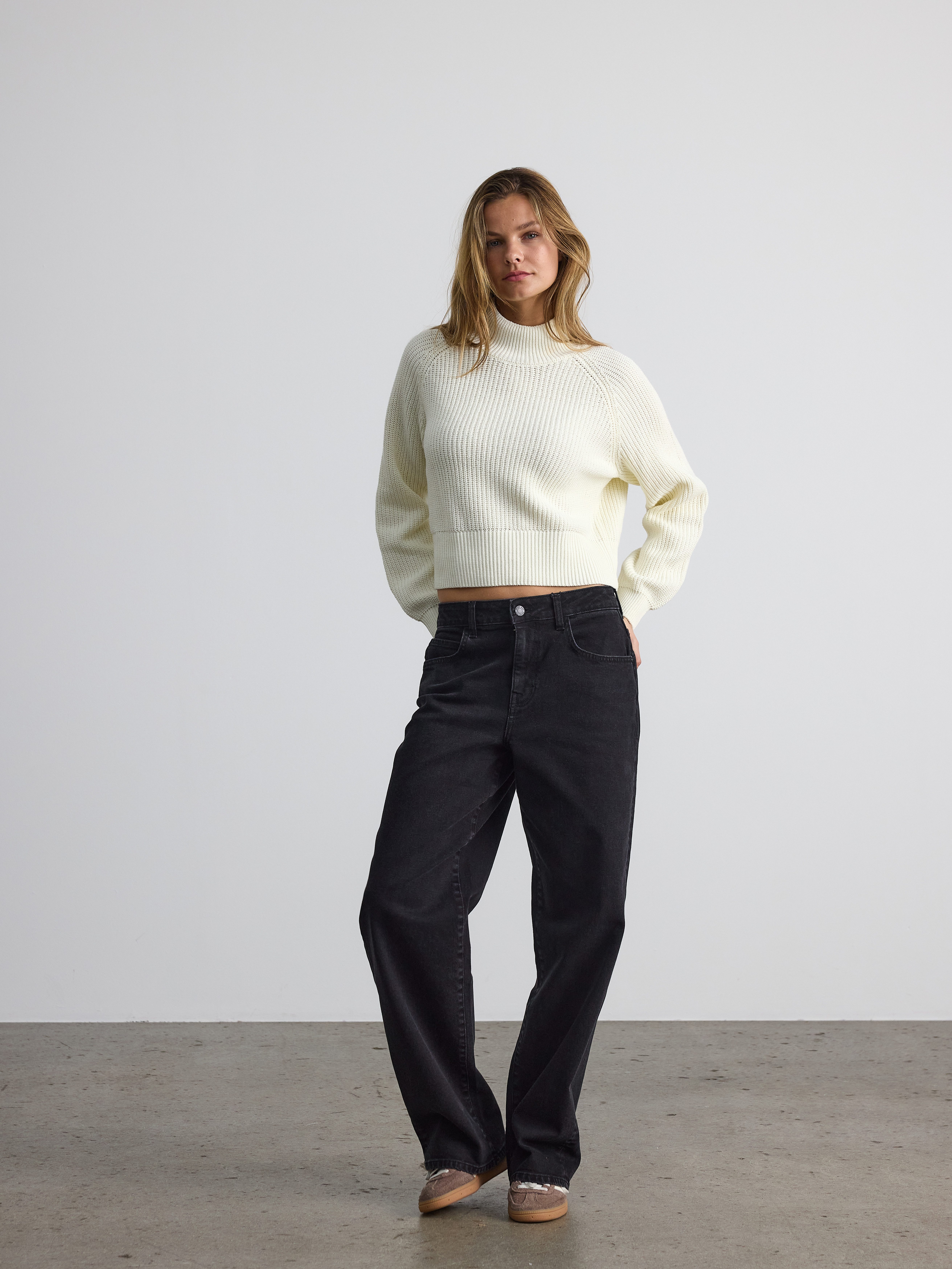Noisy may Trui met staande kraag NMDARA L/S HIGH NECK KNIT FWD NOOS