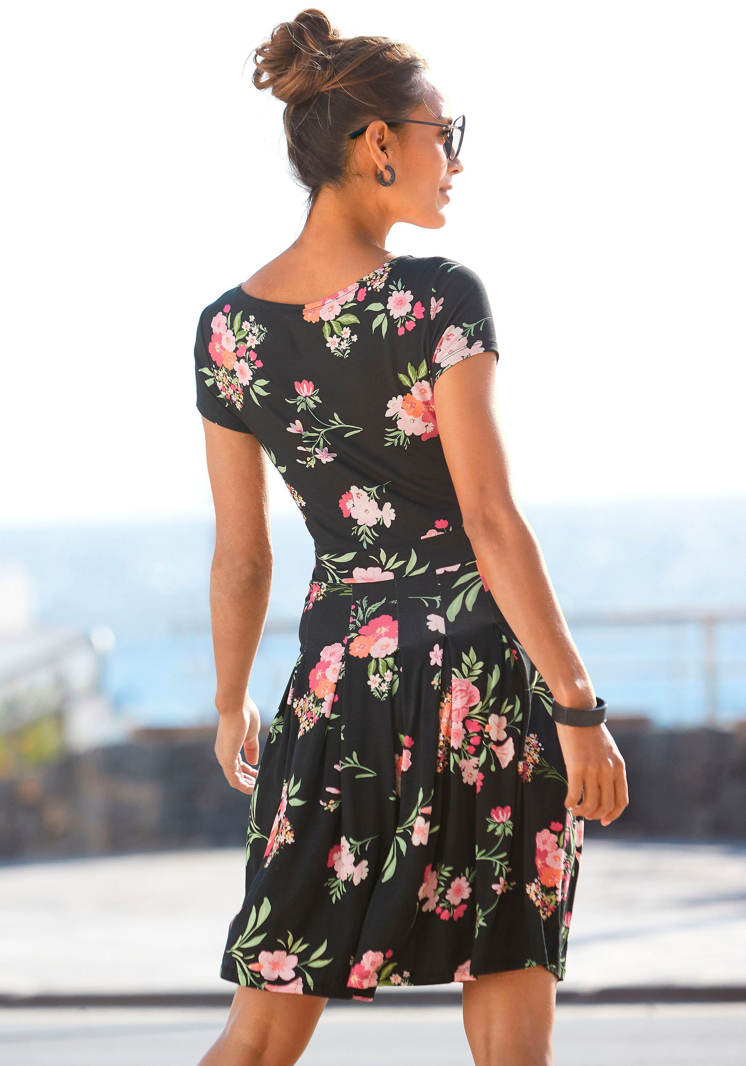 Vivance Gedessineerde jurk met bloemenmotief, t-shirtjurk, zomerjurk