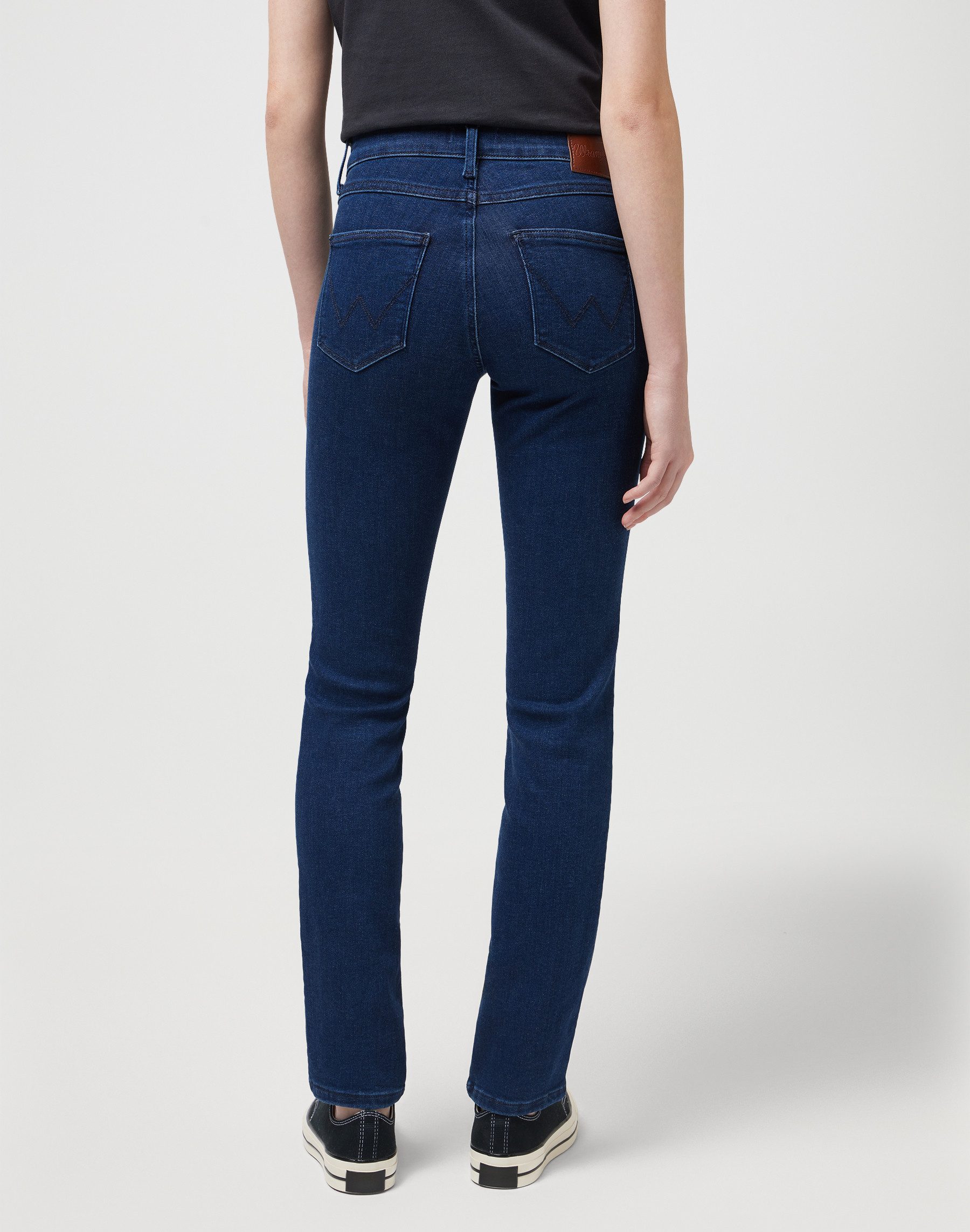 Wrangler 5-pocket jeans met contrastkleurige naden