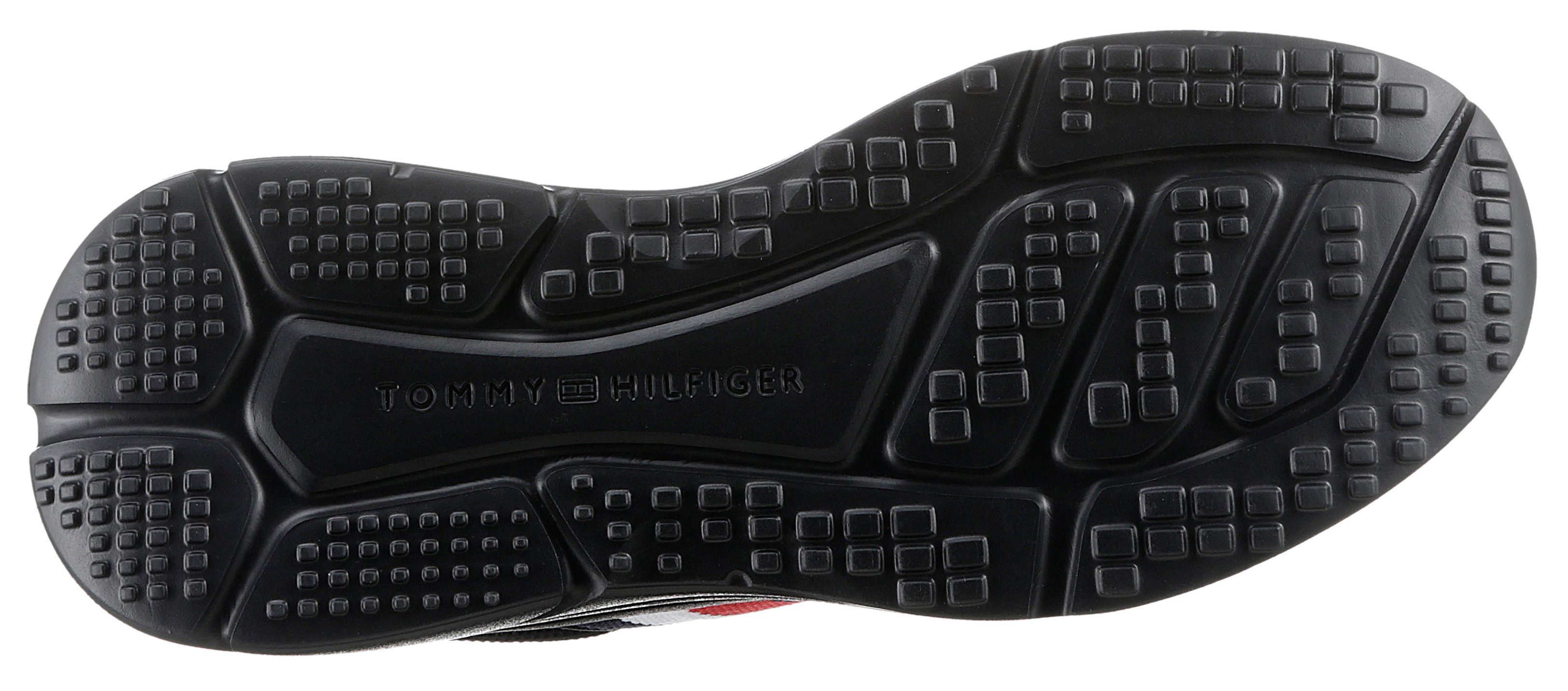 Tommy Hilfiger Sneakers MODERN RUNNER KNIT EVO ESS Vrijetijdsschoenen, lage schoen, veterschoen in comfortabele vorm