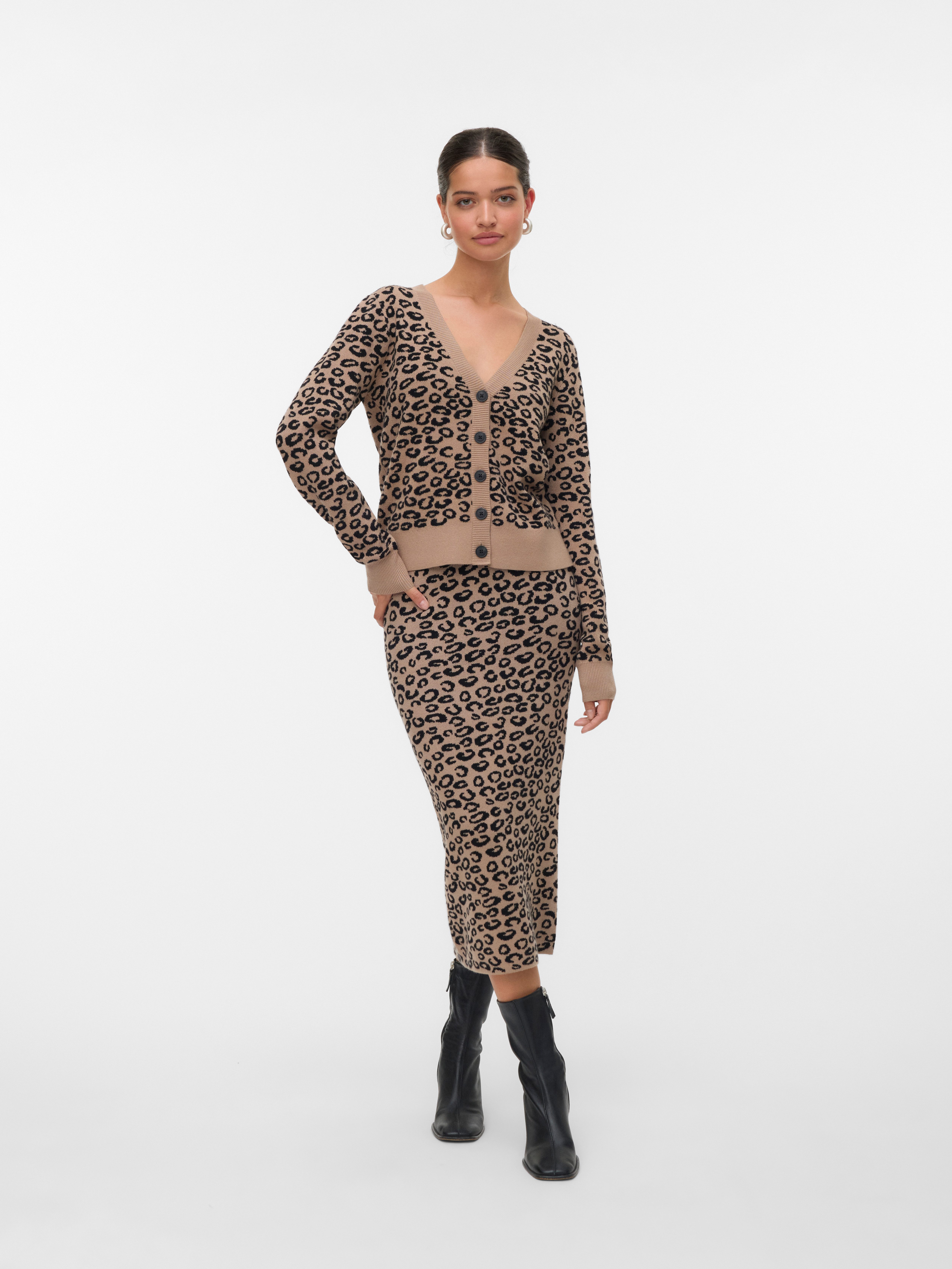 Vero Moda Vest VMNANCY LS V-NECK CARDIGAN BOO
