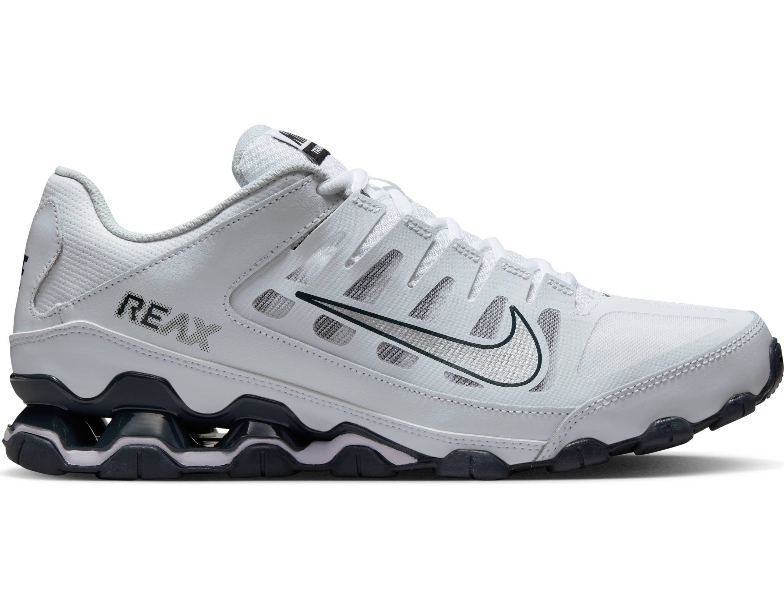 Nike Trainingsschoenen REAX 8 TR MESH