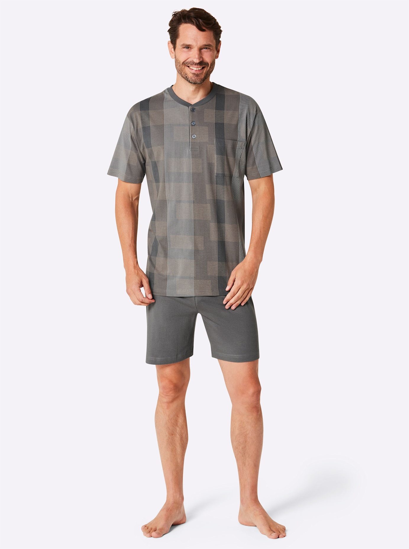 Normann Shortama