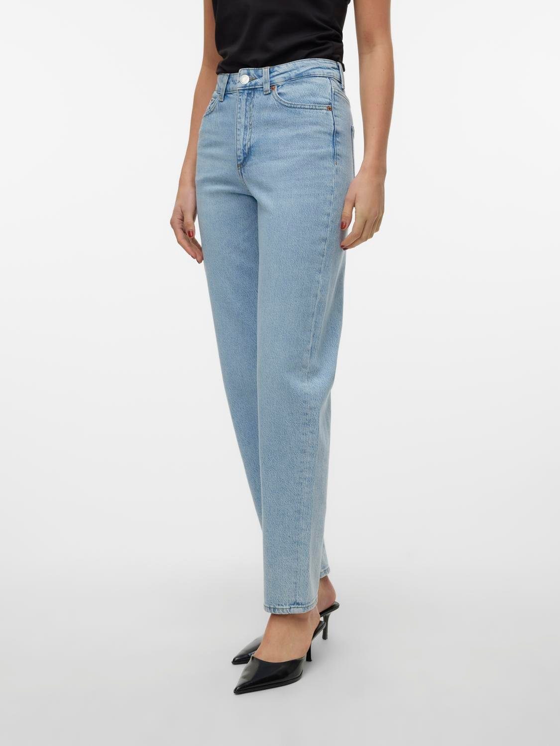 Vero Moda High-waist jeans VMTESSA HR MOM JEANS RA389 GA NOOS