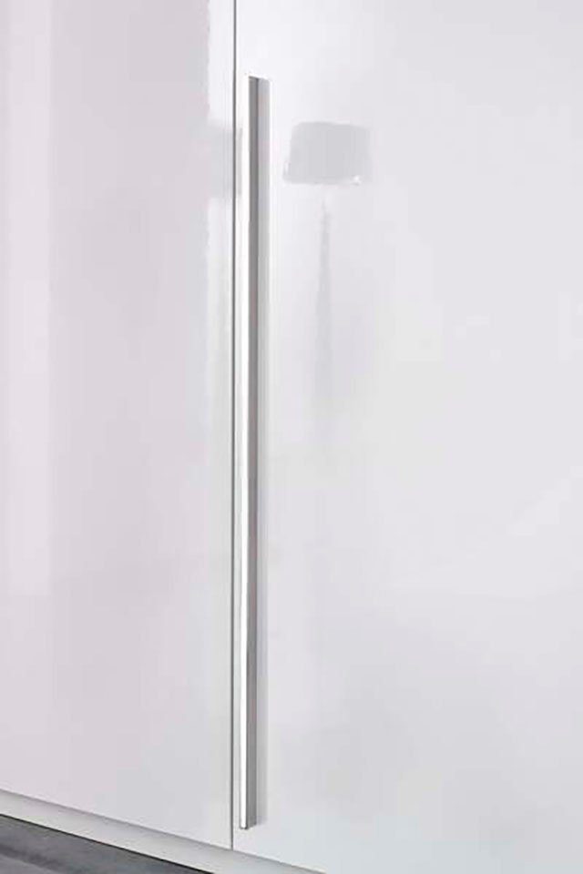 rauch Draaideurkast Montclar Passe-partout optioneel met verlichting, inclusief wasindeling
