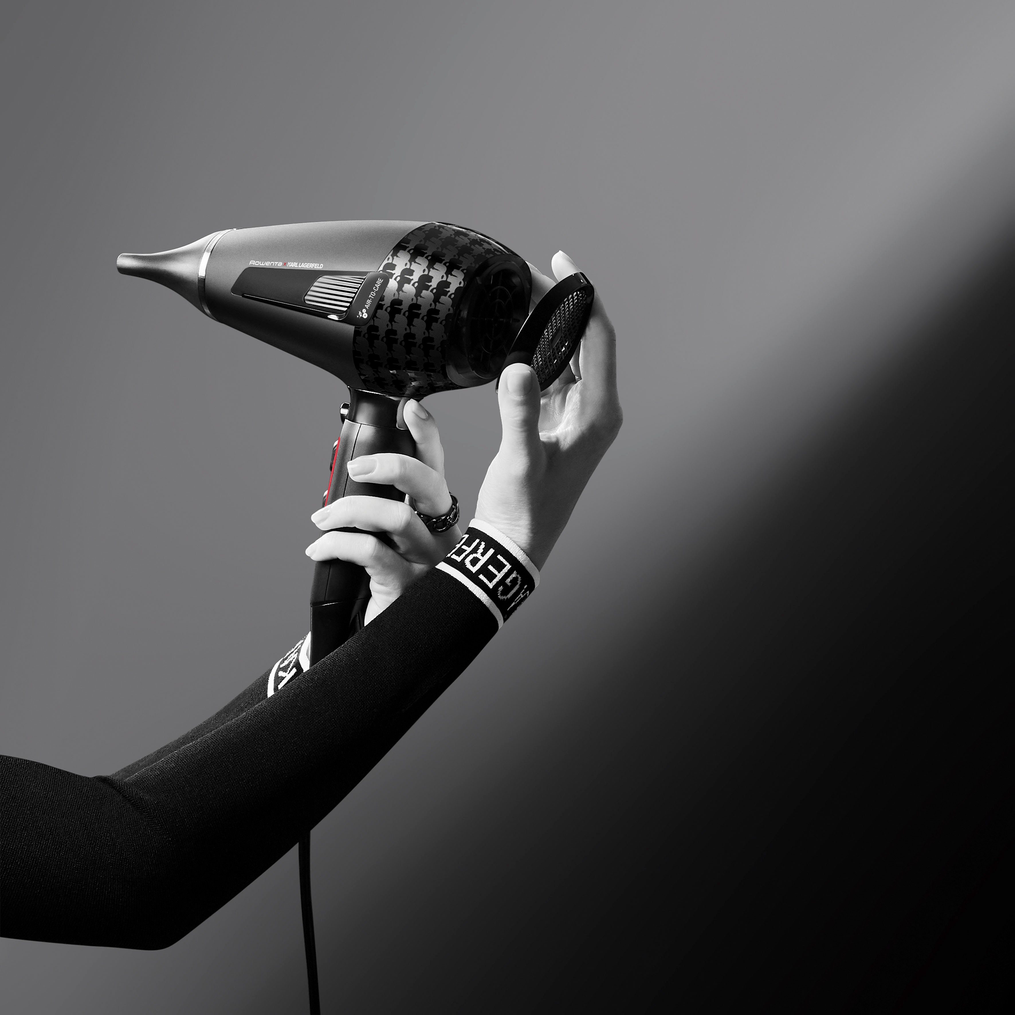 Rowenta Haardroger ROWENTA x Karl Lagerfeld CV888L K/Pro Stylist haardroger 2200w, pro ac motor, ionen, glans-booster, koude lucht, mondstukken, diffuser