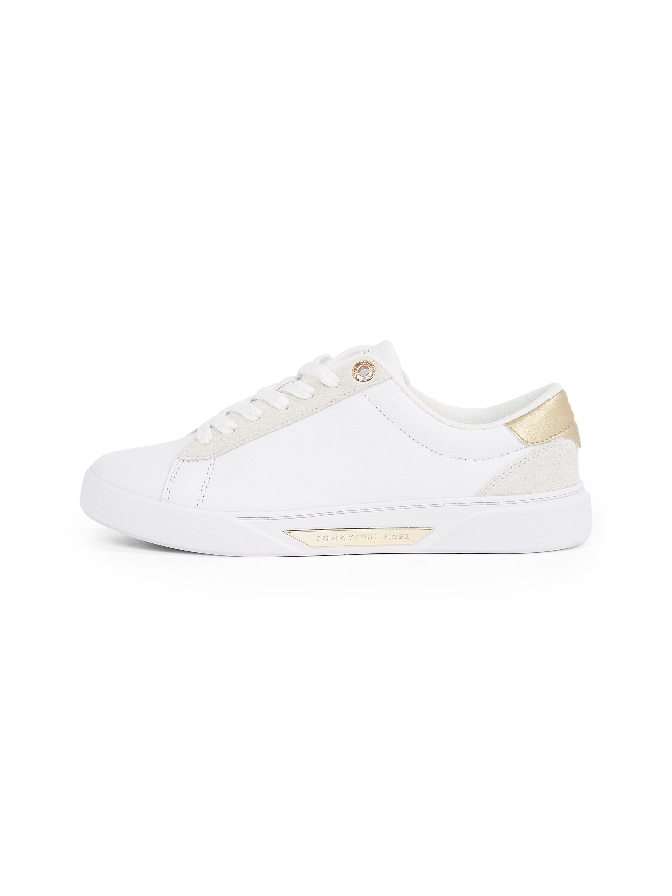 Tommy Hilfiger Plateausneakers CHIC COURT SNEAKER veterschoenen, lage schoen, vrijetijdsschoen met gouden afwerkingen