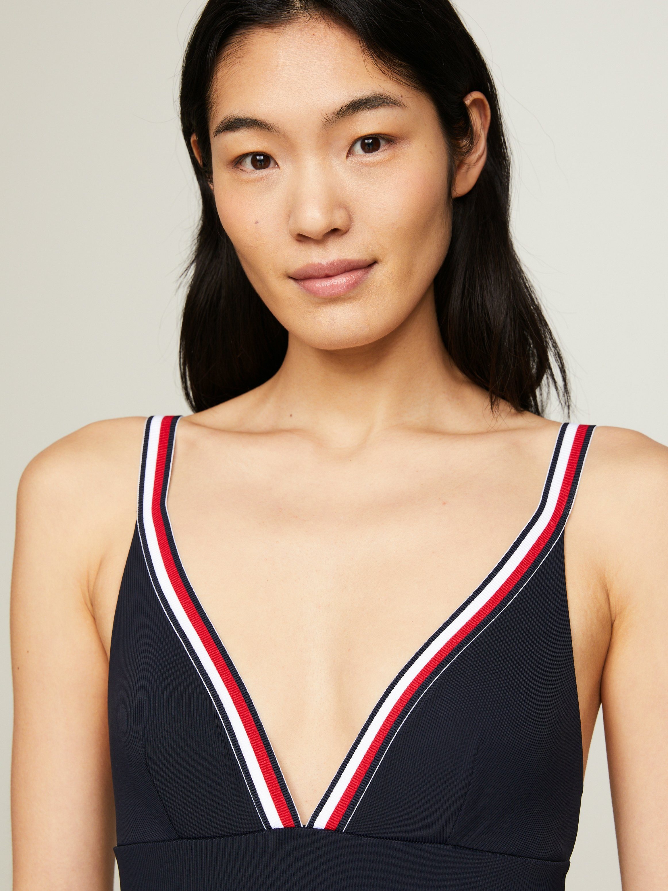Tommy Hilfiger Swimwear Badpak TRIANGLE ONE PIECE RP met contrastkleurige randen