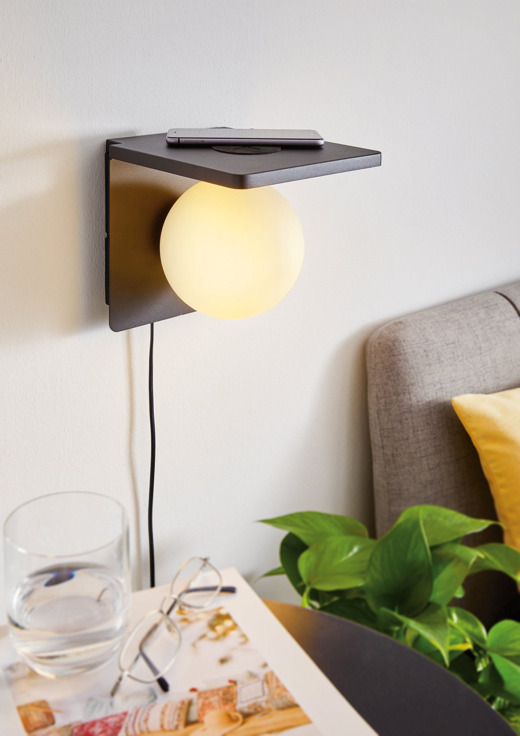 EGLO Wandlamp CIGLIE QI-oplader (1 stuk)