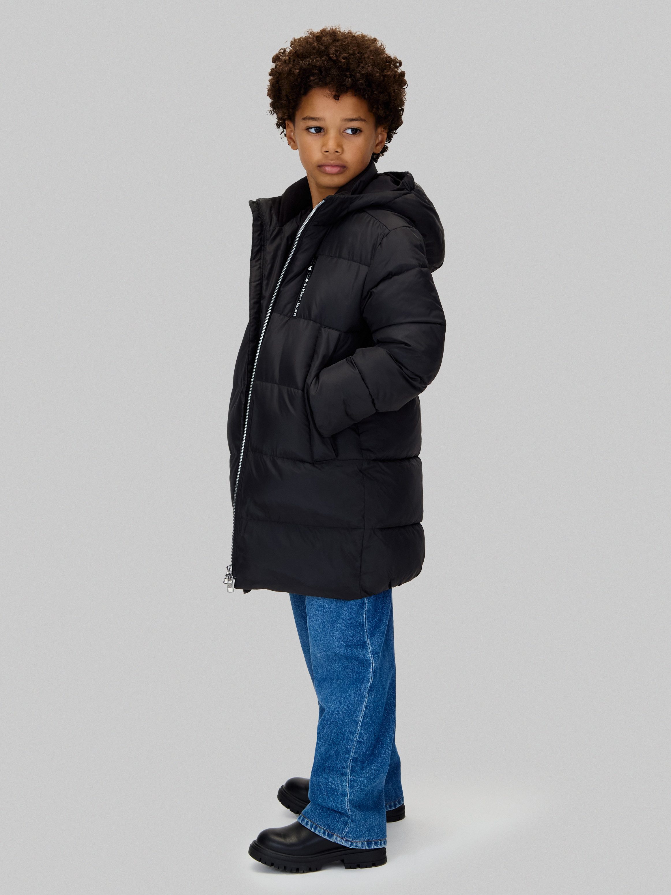 Calvin Klein Parka ESSENTIAL PARKA PUFFER voor kinderen tot 16 jaar en met logo-patch