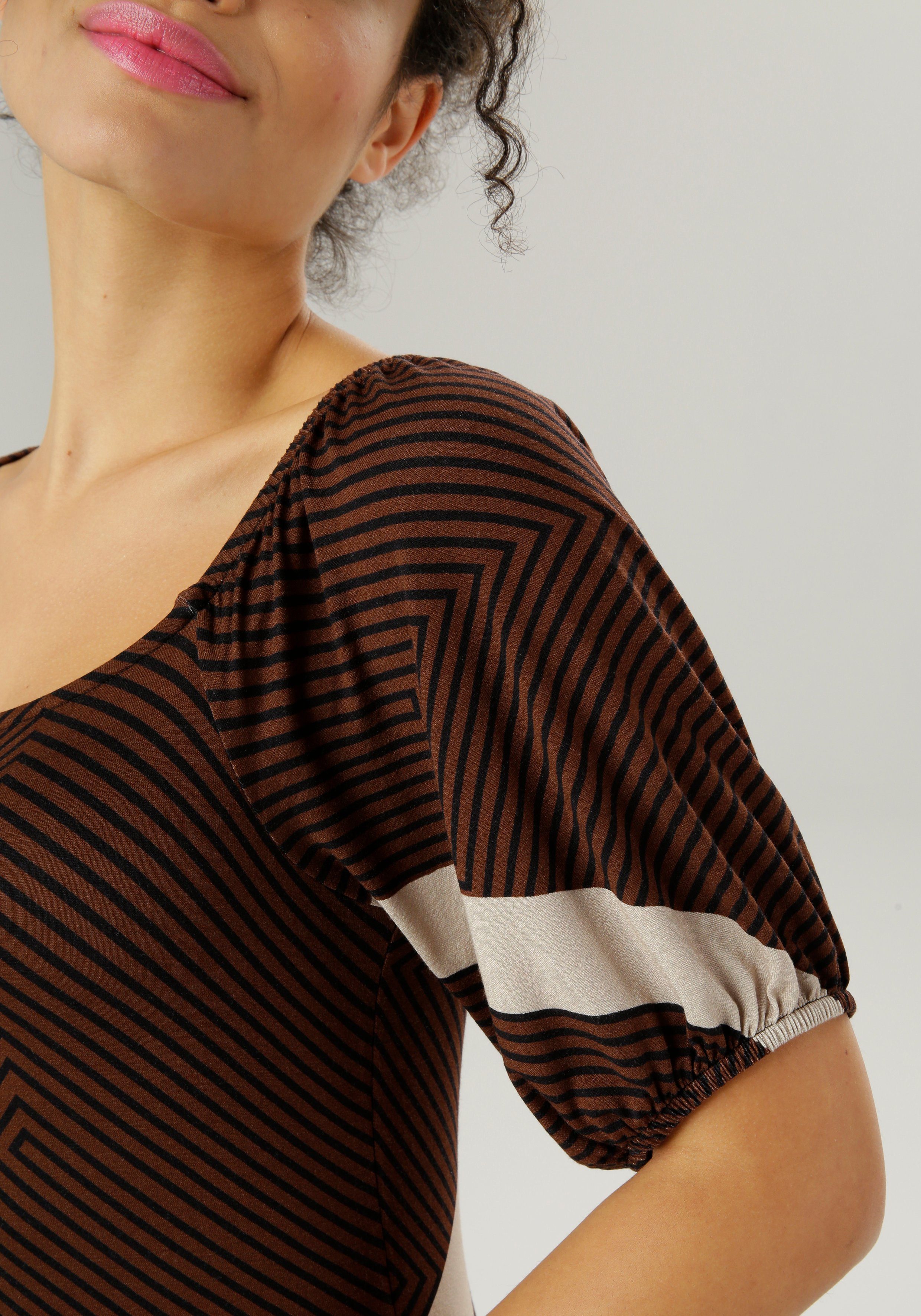 Aniston SELECTED Zomerjurk met verlengde korte mouwen