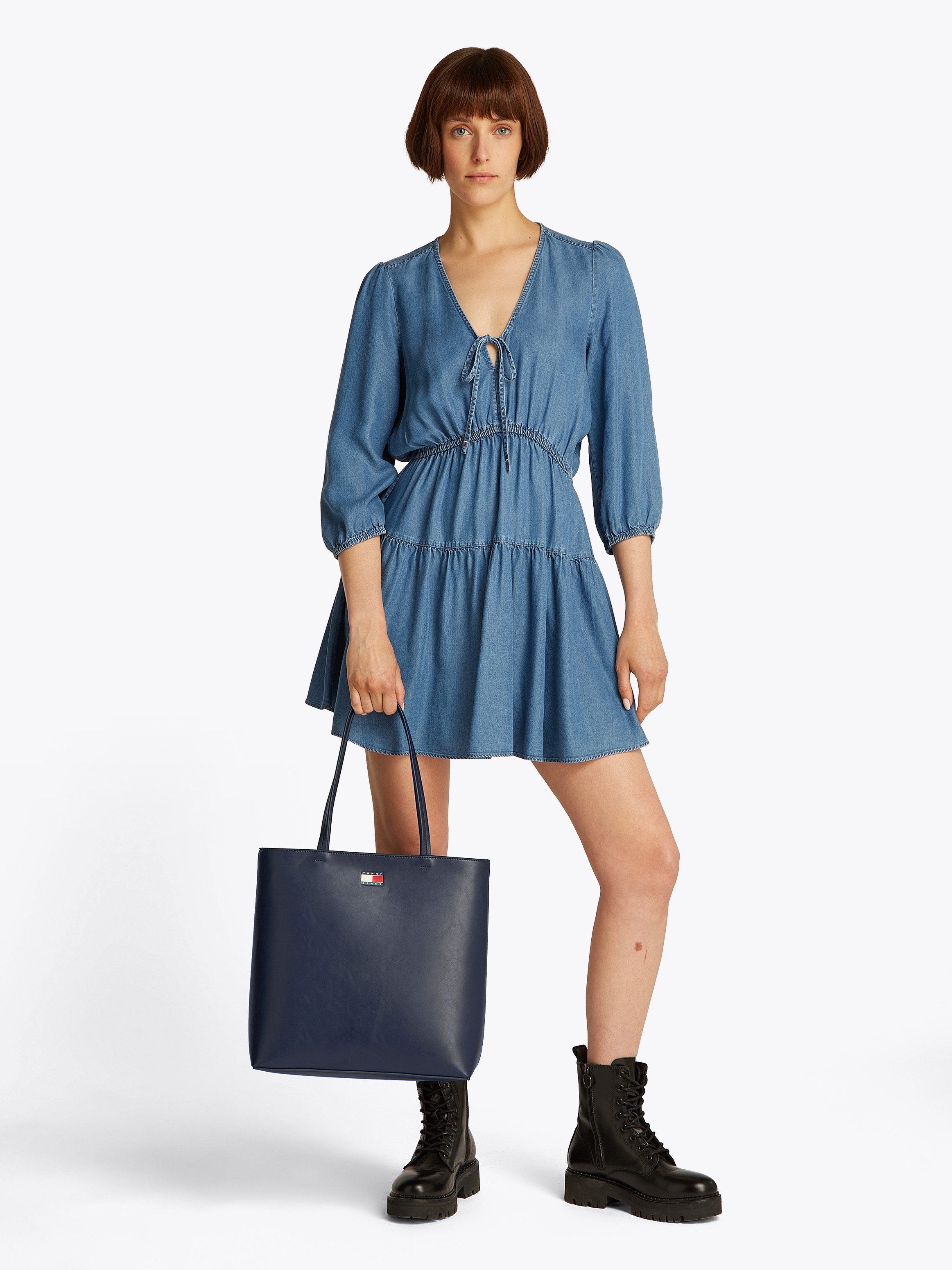 TOMMY JEANS Draagtas TJW ESS MUST TOTE , handtas, schoudertas, shopper met gekleurde logovlag