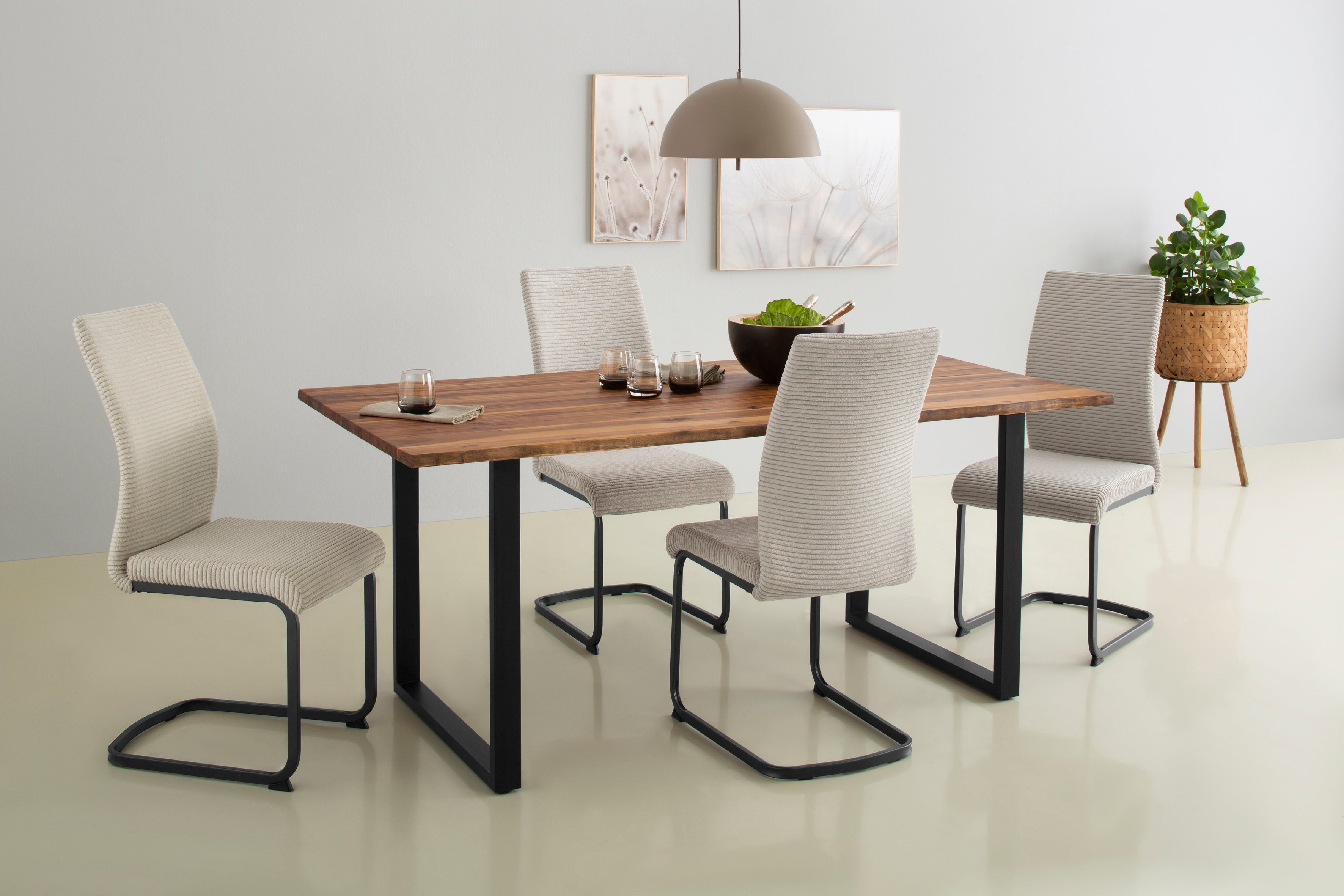 Home affaire Tafel met hout Jenny I Massief hout, dikte van het tafelblad 26 mm, in verschillende afmetingen