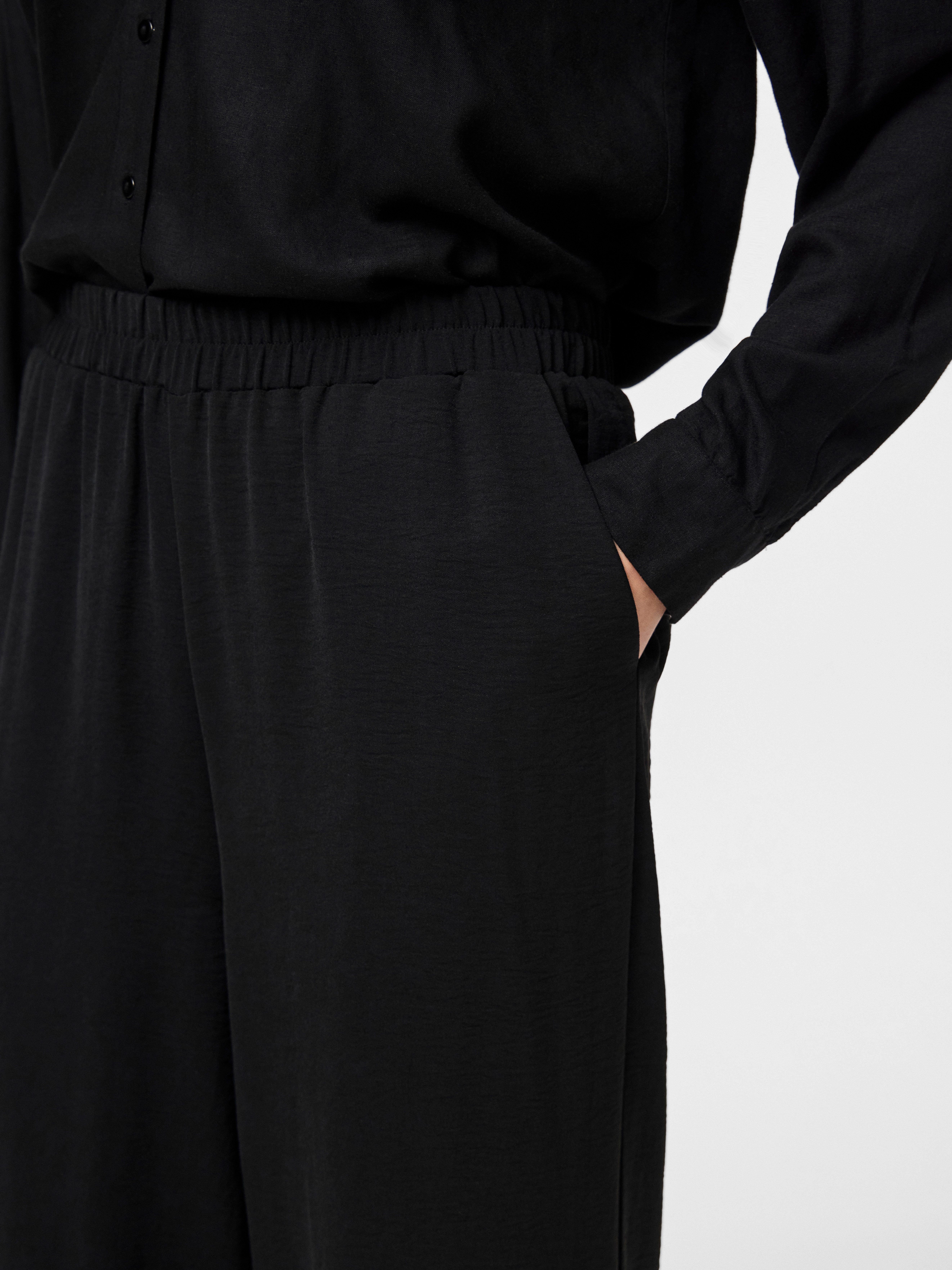 pieces Comfortbroek PCTIFFANY HW WIDE PANTS WVN NOOS BC