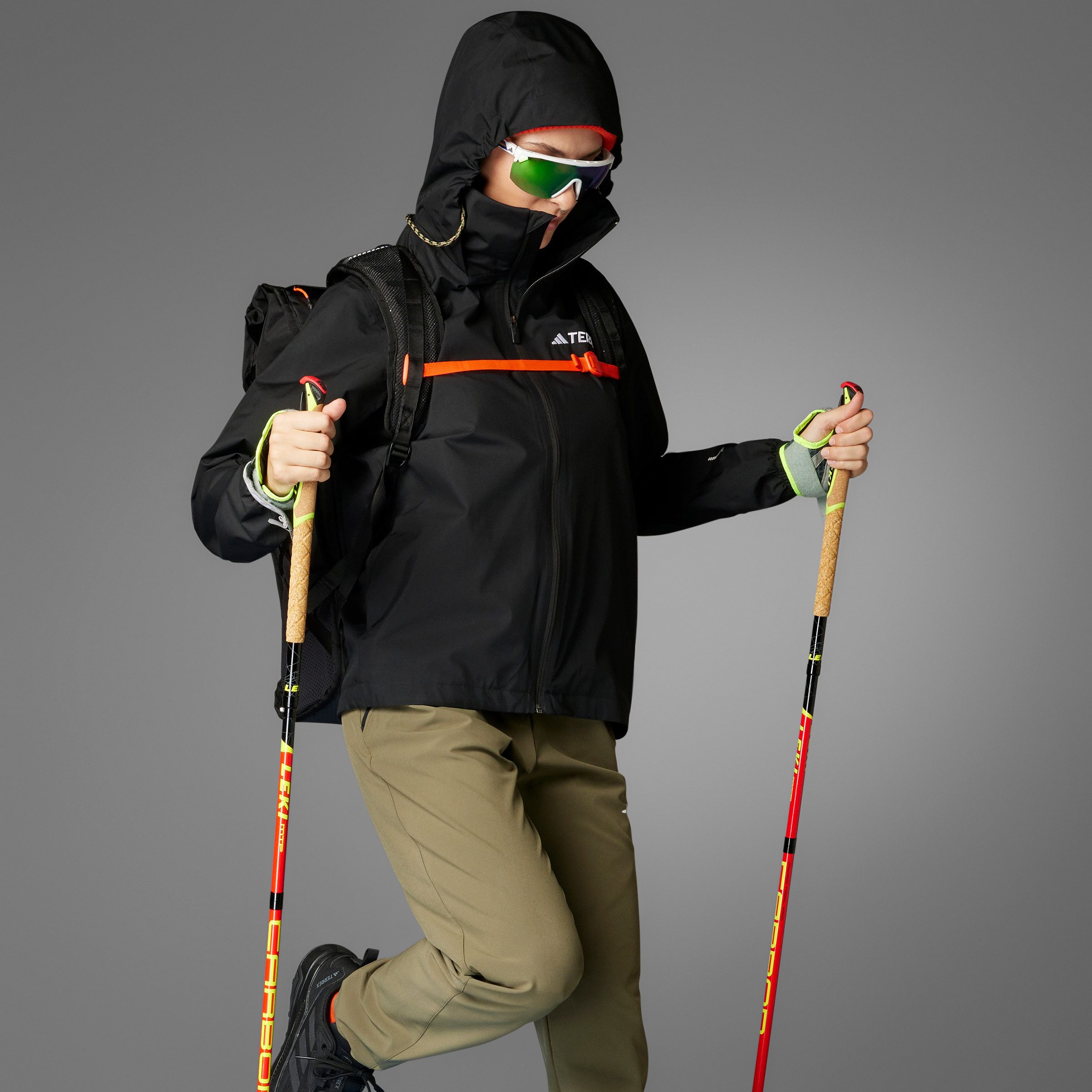 adidas TERREX Outdoorjack W MT ESS 2L R J