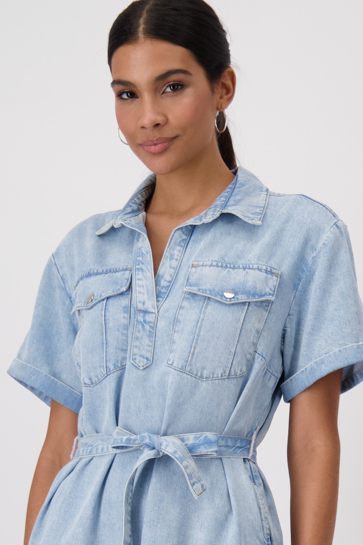 Monari Jeans jurk met een bindceintuur