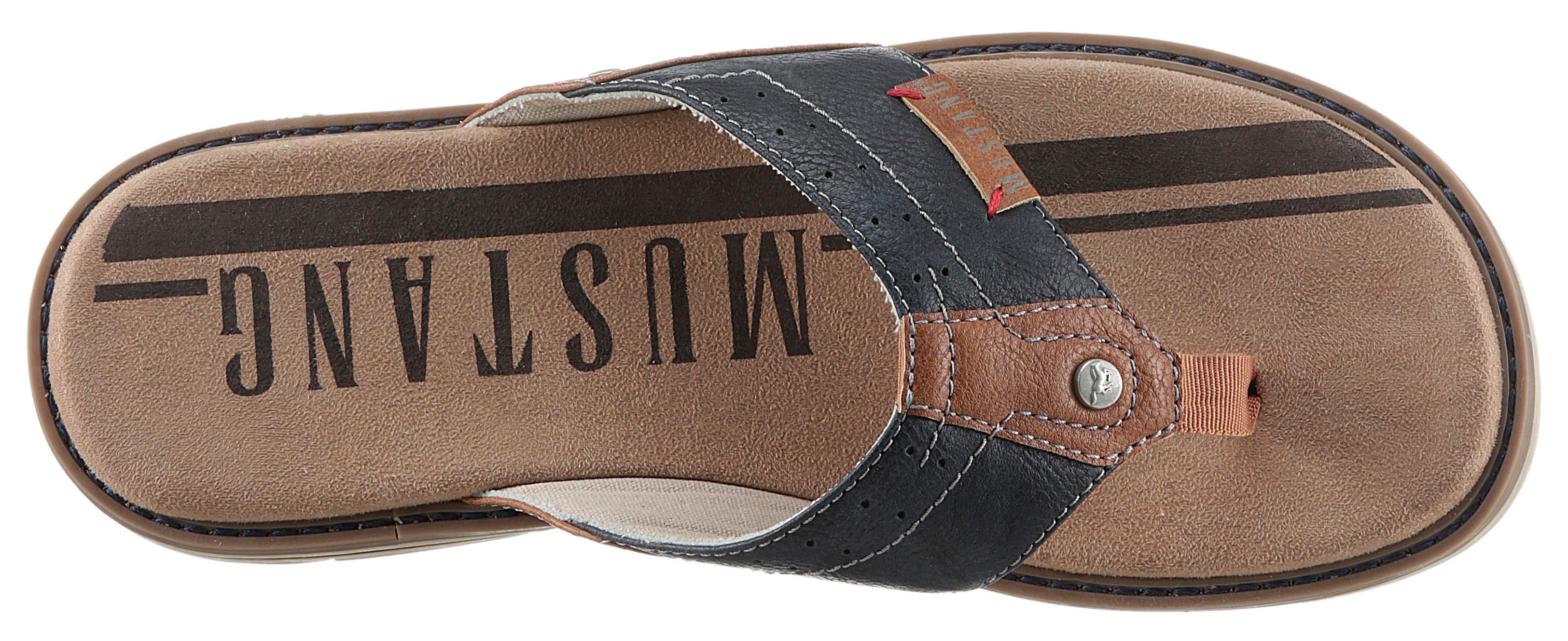 Mustang Shoes Teenslippers , zomerschoen, slippers, poolslides, badschoen, stijlvolle kleurcombinatie