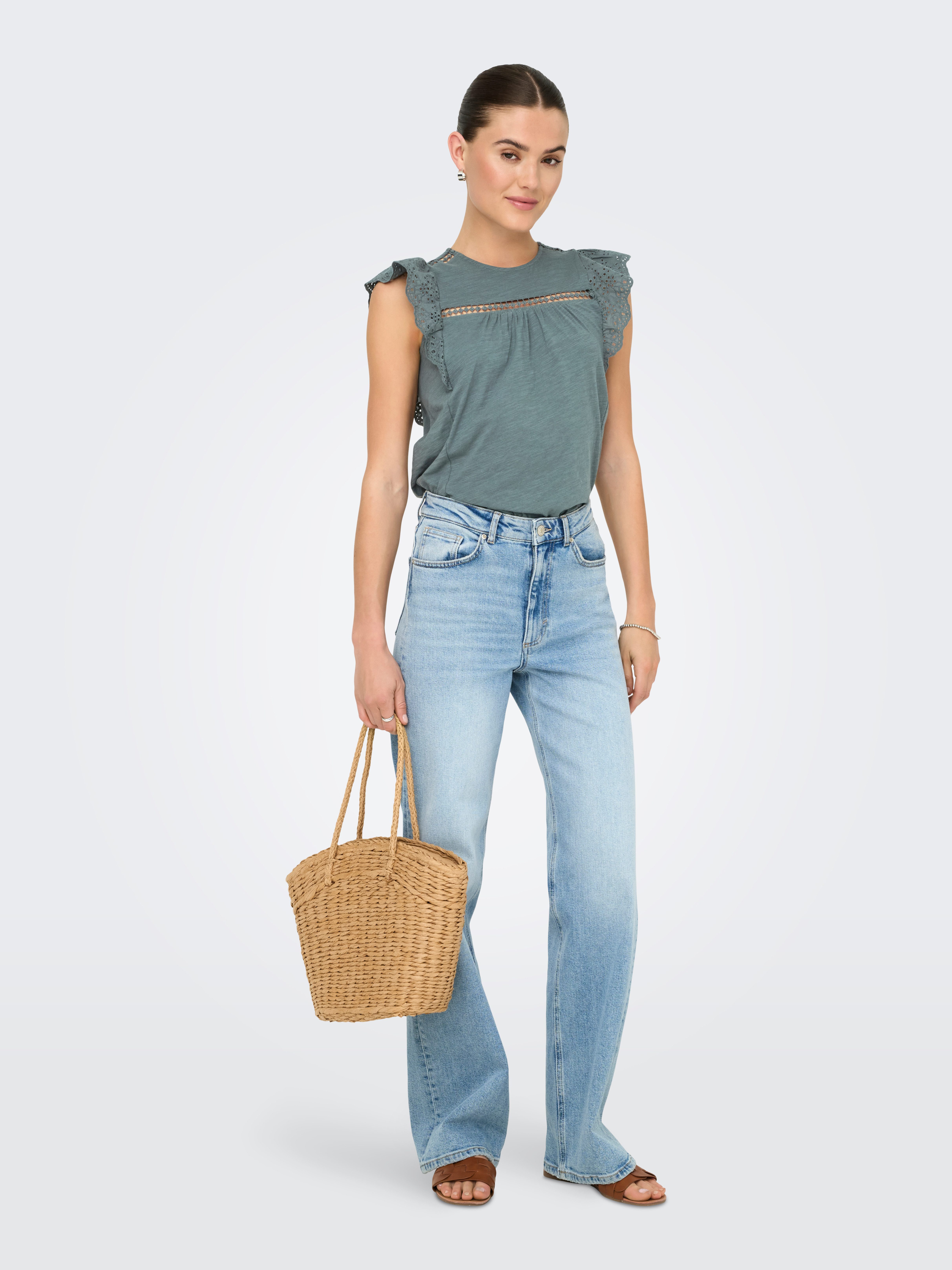 Only Shirt met korte mouwen ONLLEA S/L FRILL MIX TOP JRS