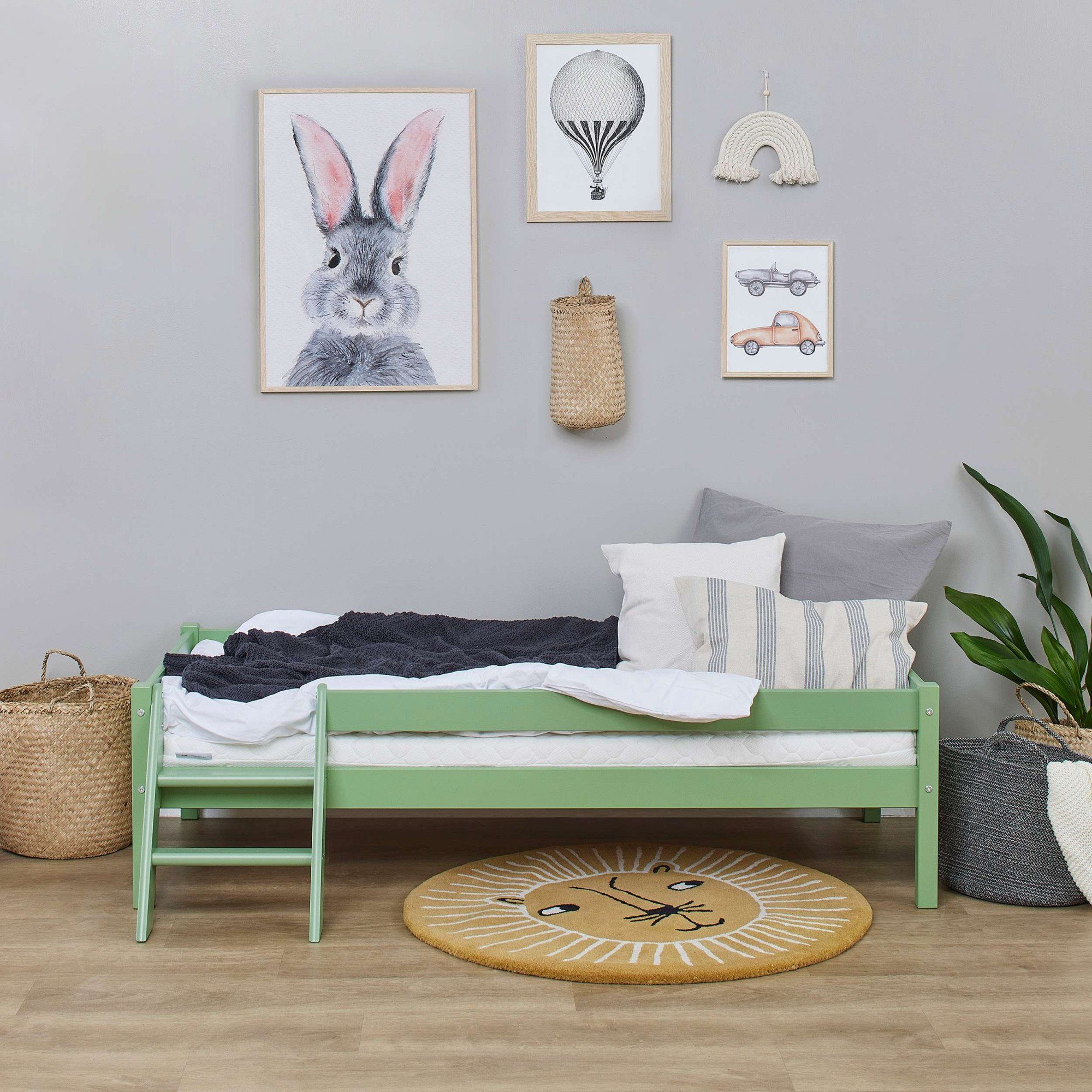 Lüttenhütt Kinderbed ECO One Kinderbed met valbeveiliging en ladder, keuze uit 3 kleuren en matrassen