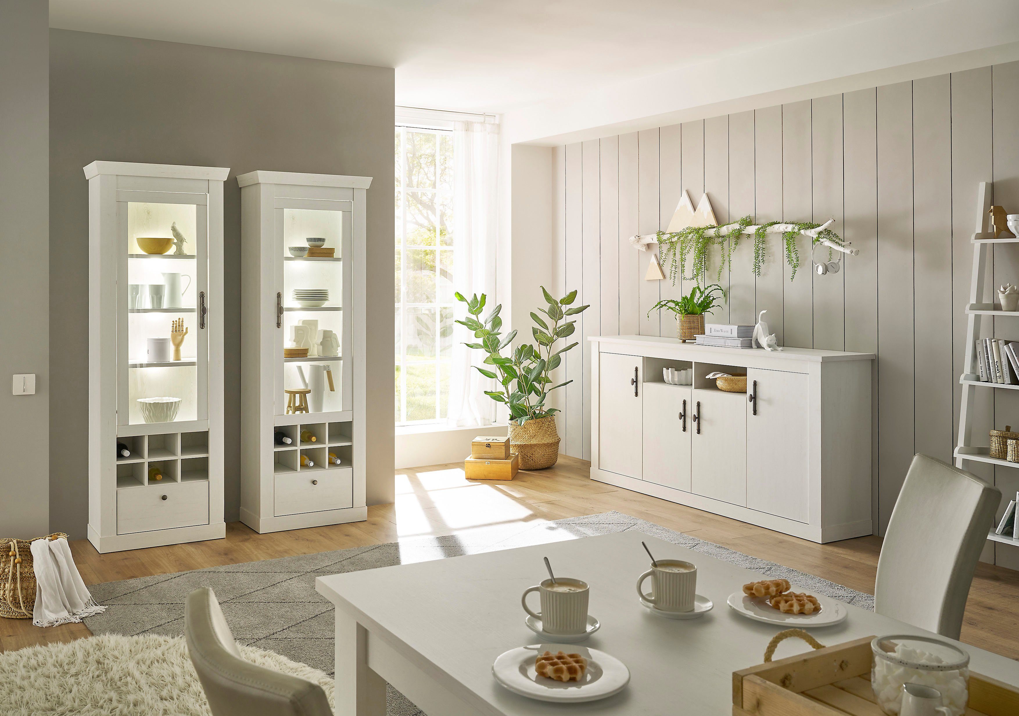 Home affaire Dressoir Ravenna in romantische landelijke stijl, grepen van metaal, breedte 201 cm