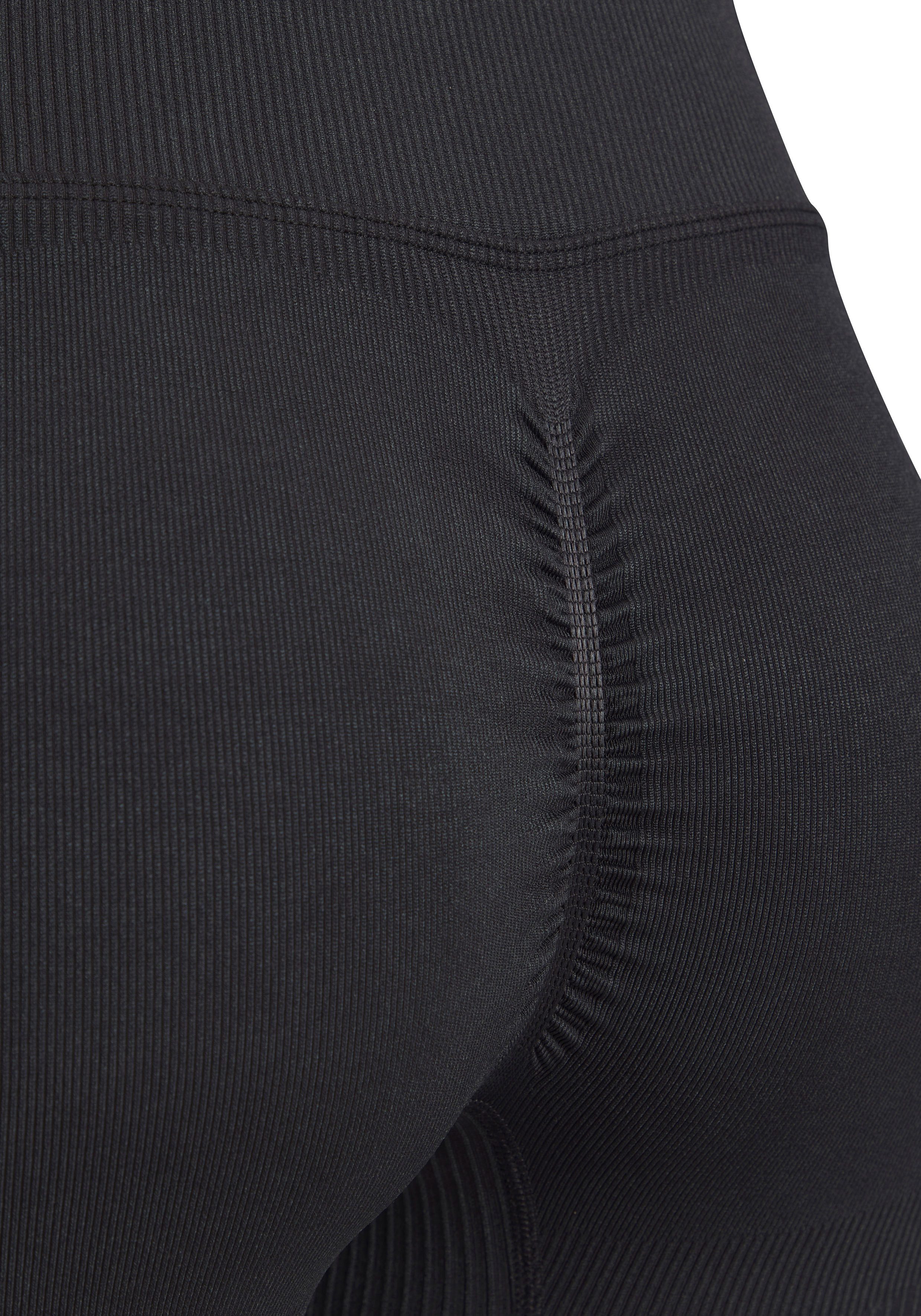 active by Lascana Functionele short
