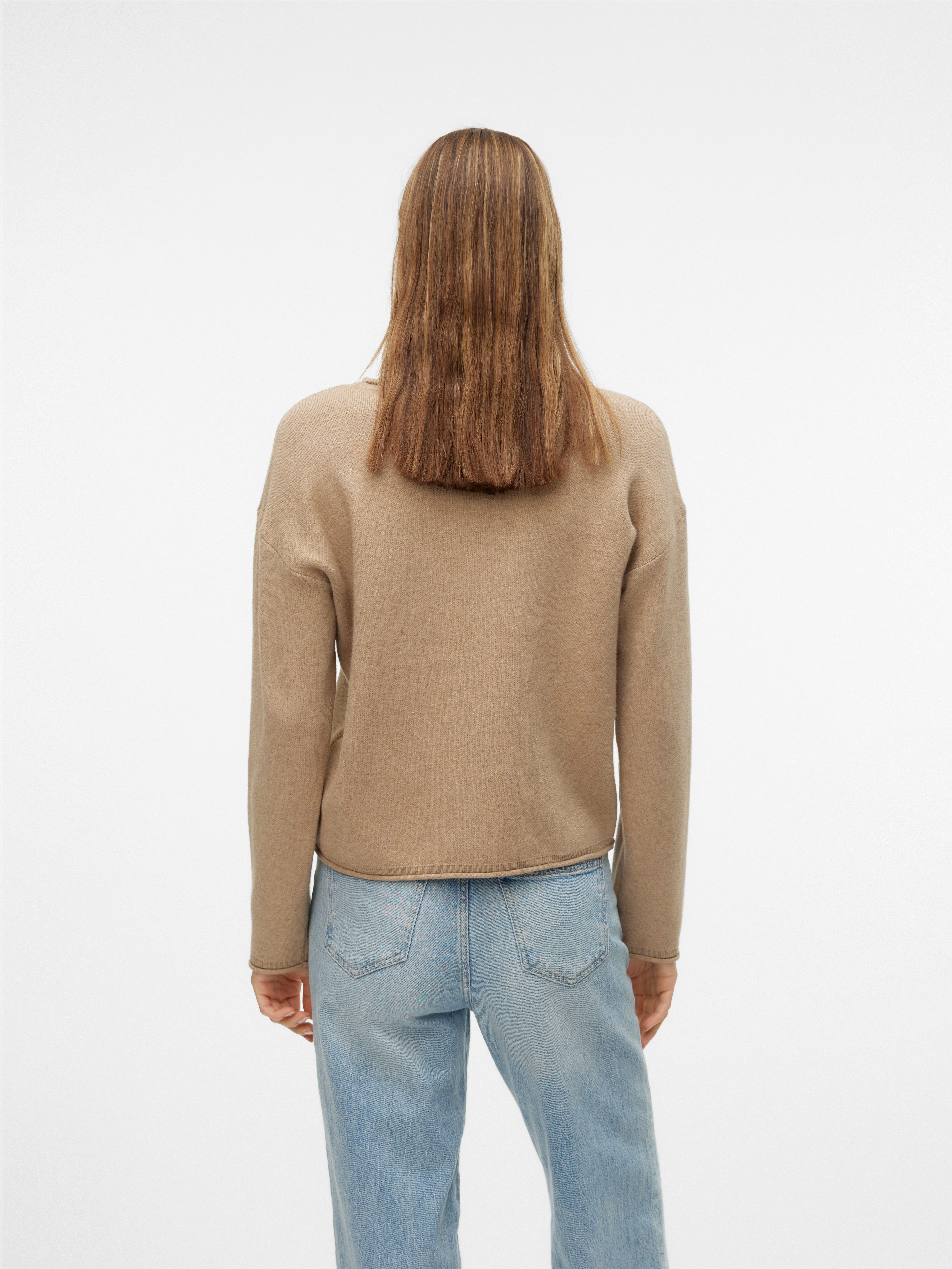 Vero Moda Gebreide trui VMGOLD ROLL LS O-NECK PULLOVER GA