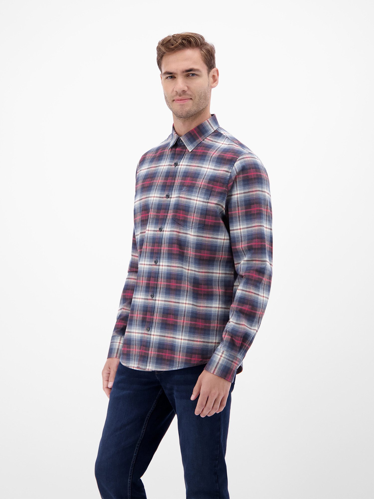 Lerros Flanellen overhemd LERROS Heren flanellen overhemd - Klassiek. Cool. Combineerbaar.