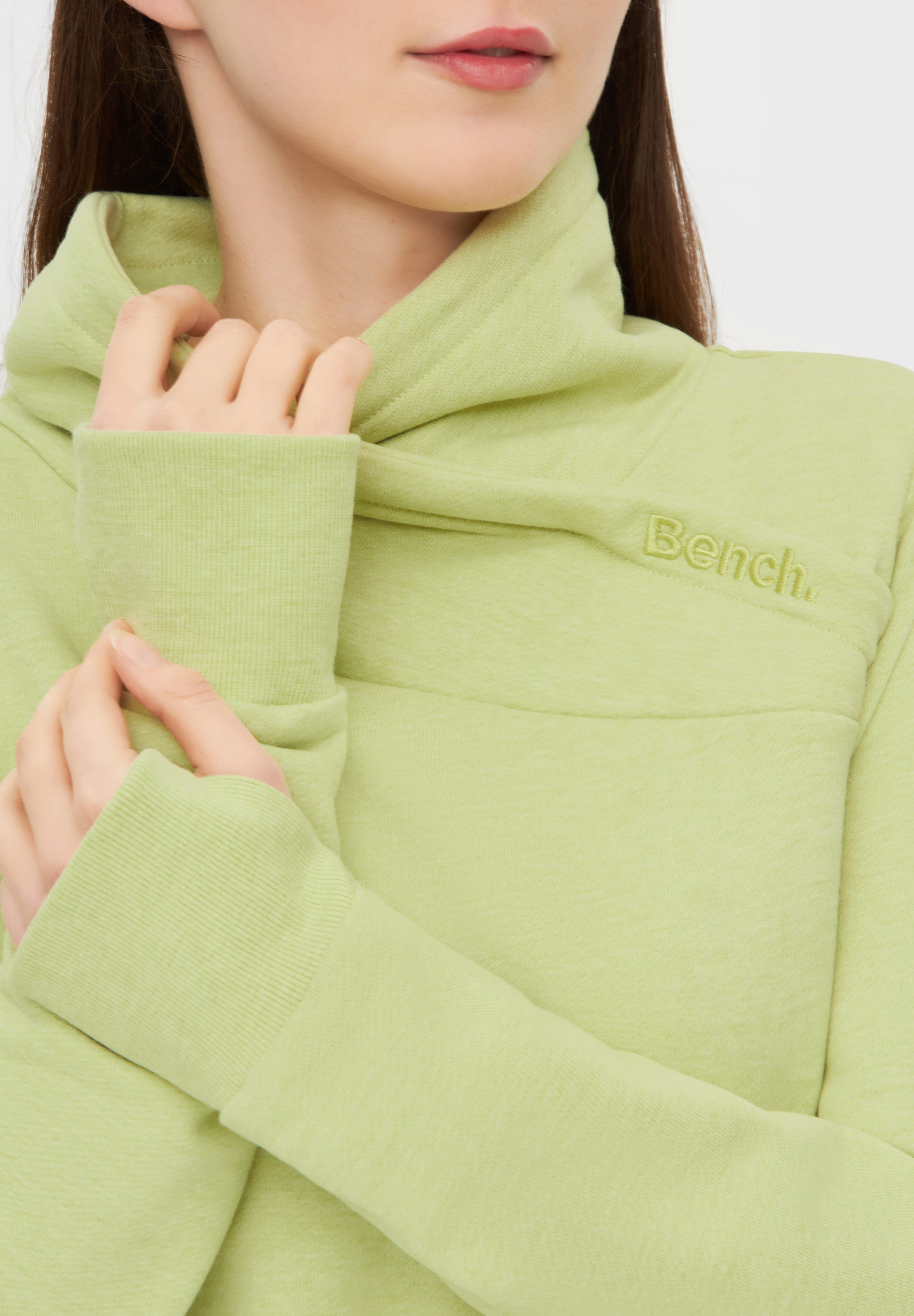 Bench. Sweatshirt Carla met logo-borduursel en duimopeningen