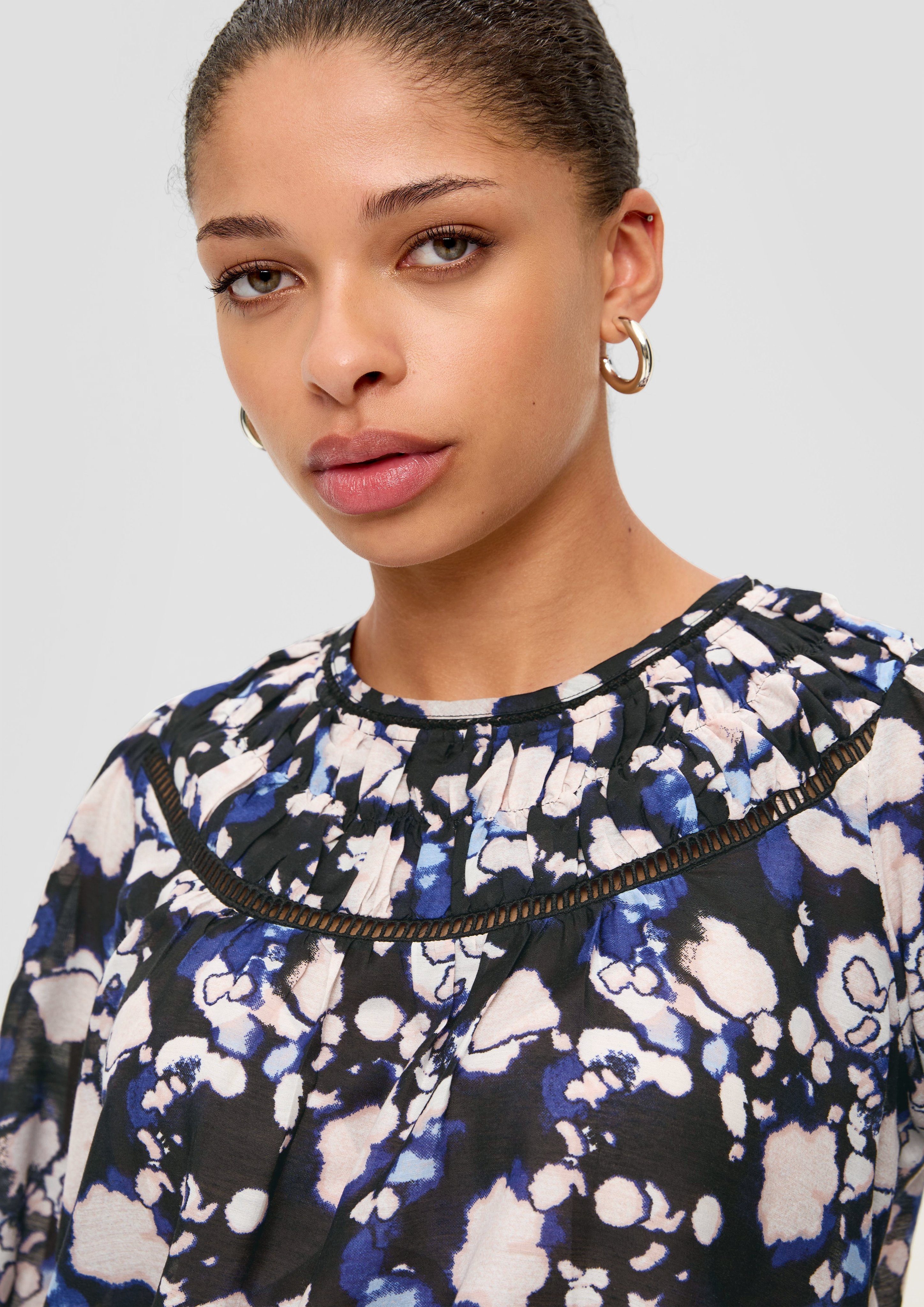 Q/S designed by Shirtblouse met print all-over