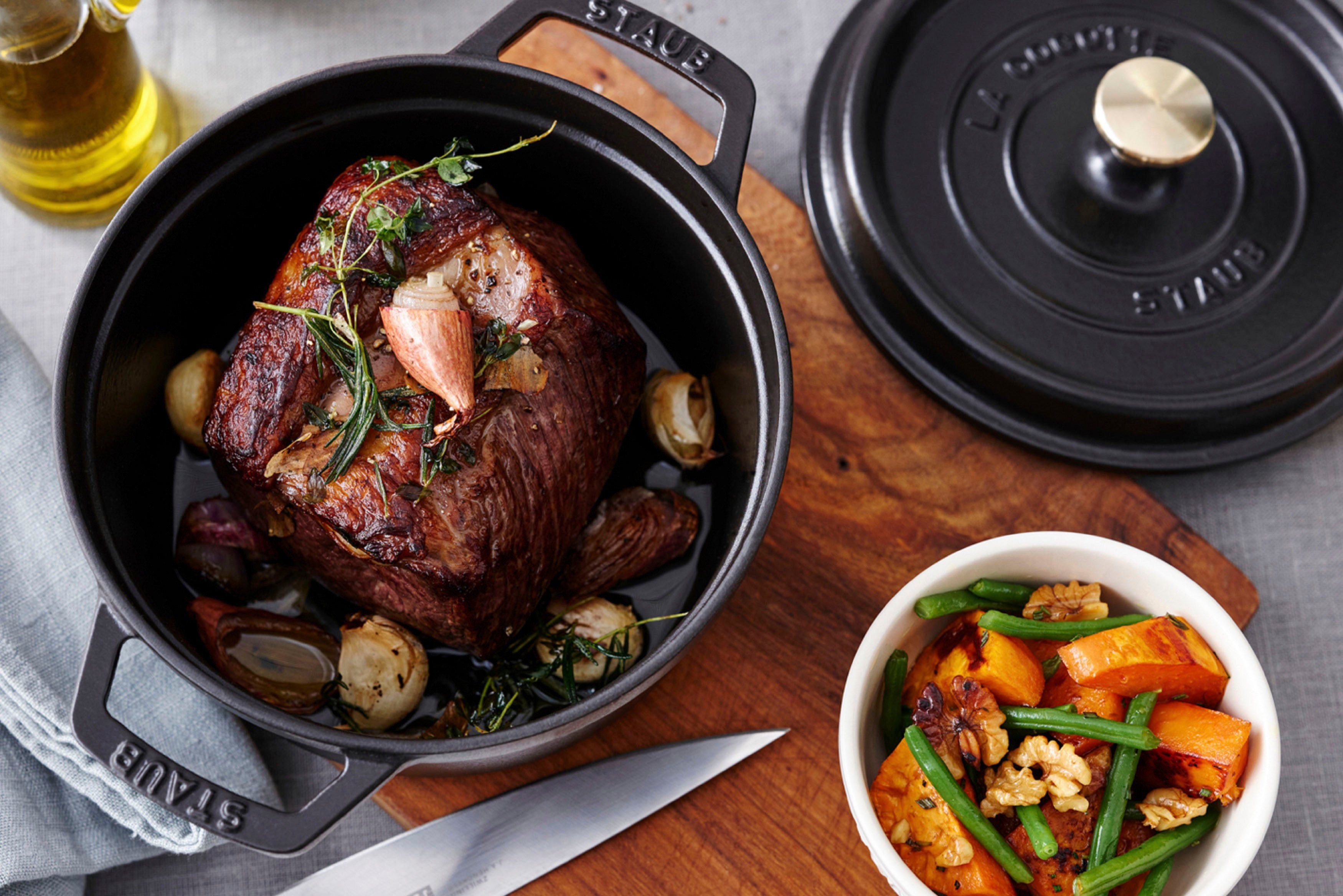 Staub Braadpan Cocotte robust, duurzaam, perfecte hitteverdeling, aroma-regendeksel (1-delig)