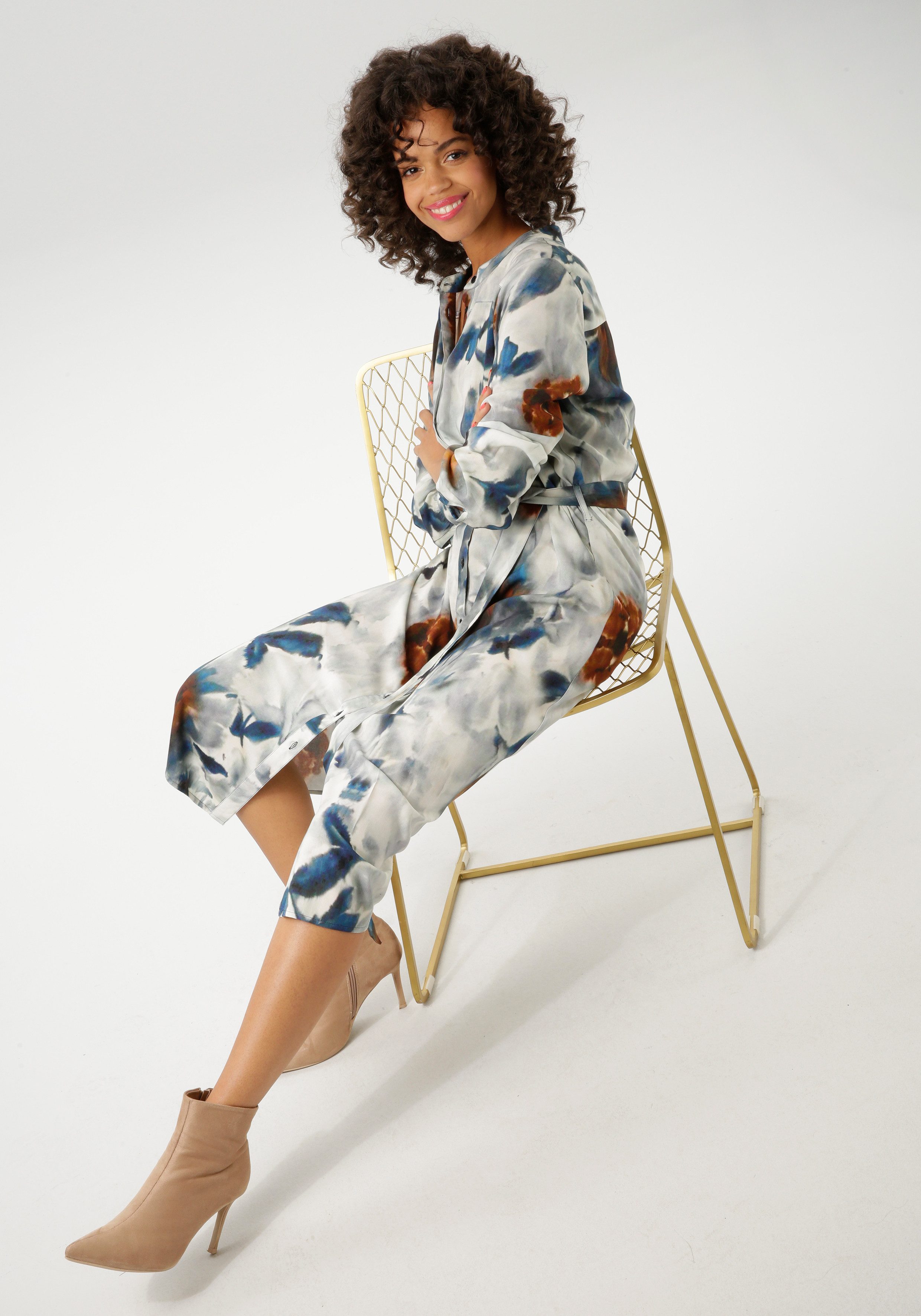 Aniston CASUAL Blousejurk met fantasierijke bladerenprint in batik-dessin - nieuwe collectie