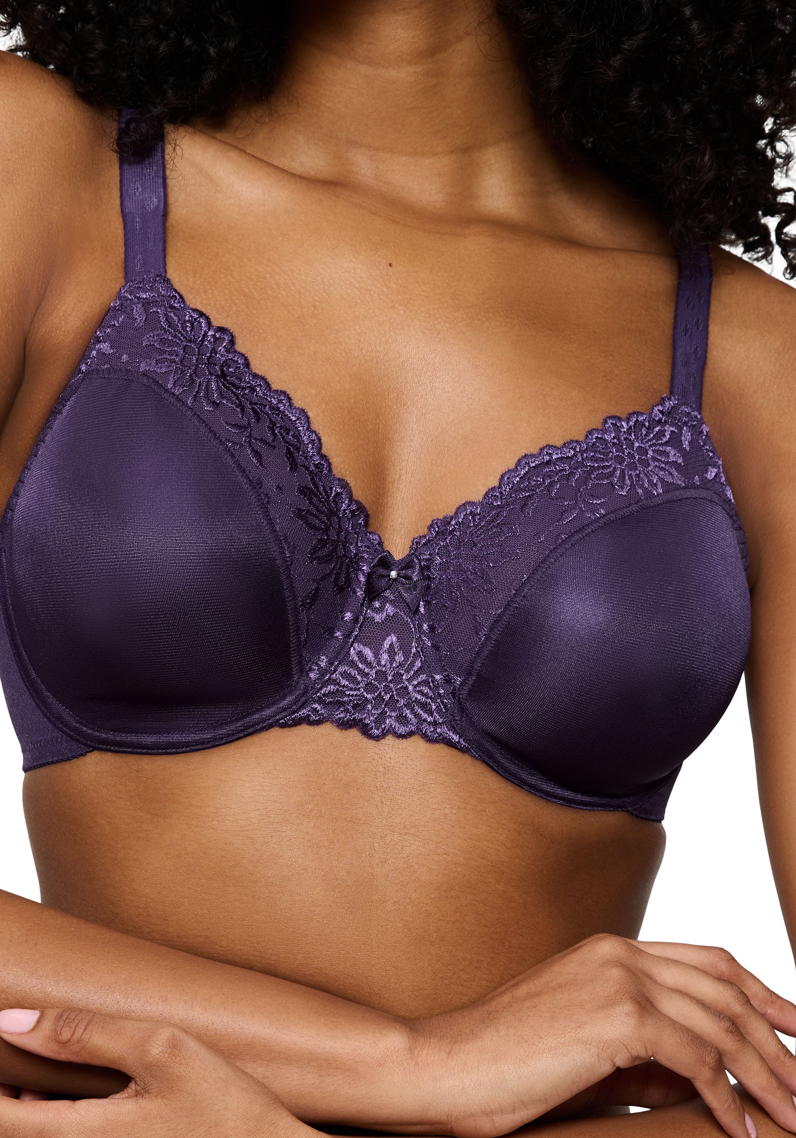 Triumph Minimizer-bh Ladyform soft maakt de borst optisch kleiner met een cupmaat