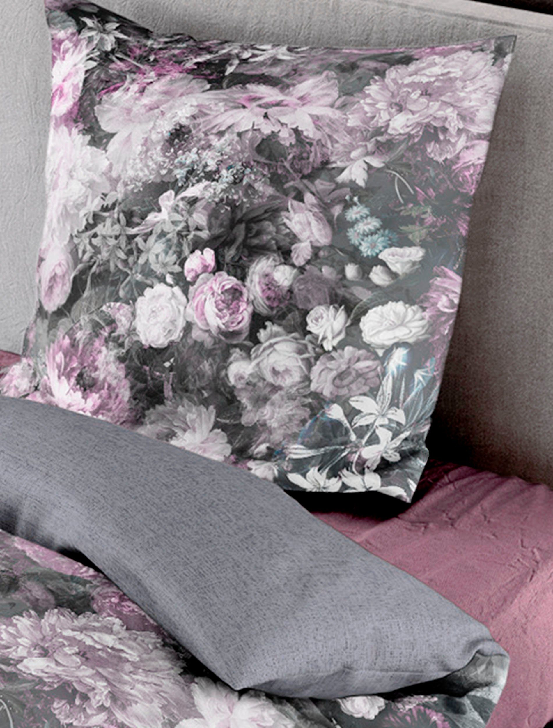 BIERBAUM Overtrekset Veelkleurige bloemen in mt. 135x200 of 155x220 cm Dekbedovertrek van katoen, gebloemde dekbedovertrek met reversible-look (2-delig)