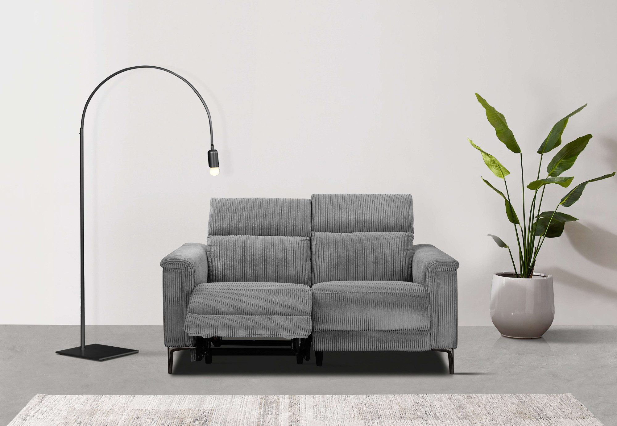 Places of Style 2-zitsbank Lund in Cord, met handmatige of elektrische