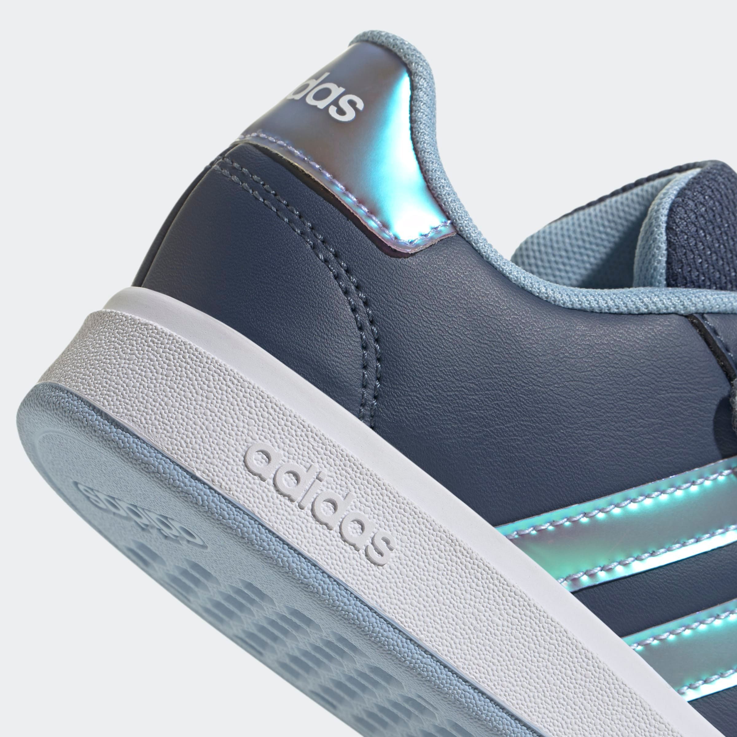 adidas Sportswear Klittenbandschoenen GRAND COURT 2.0 KIDS Design geïnspireerd op de adidas Superstar