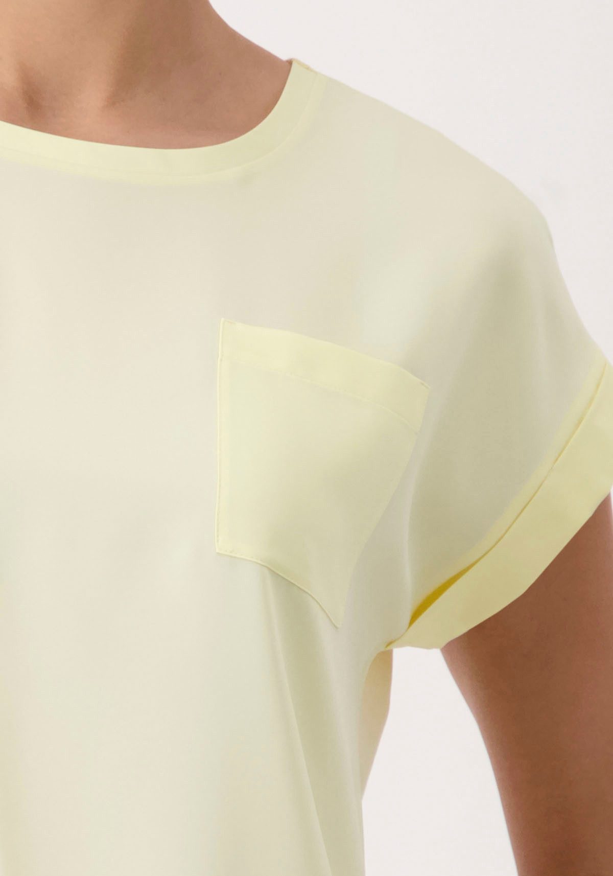 Monari Blouse zonder sluiting met opgestikte zak