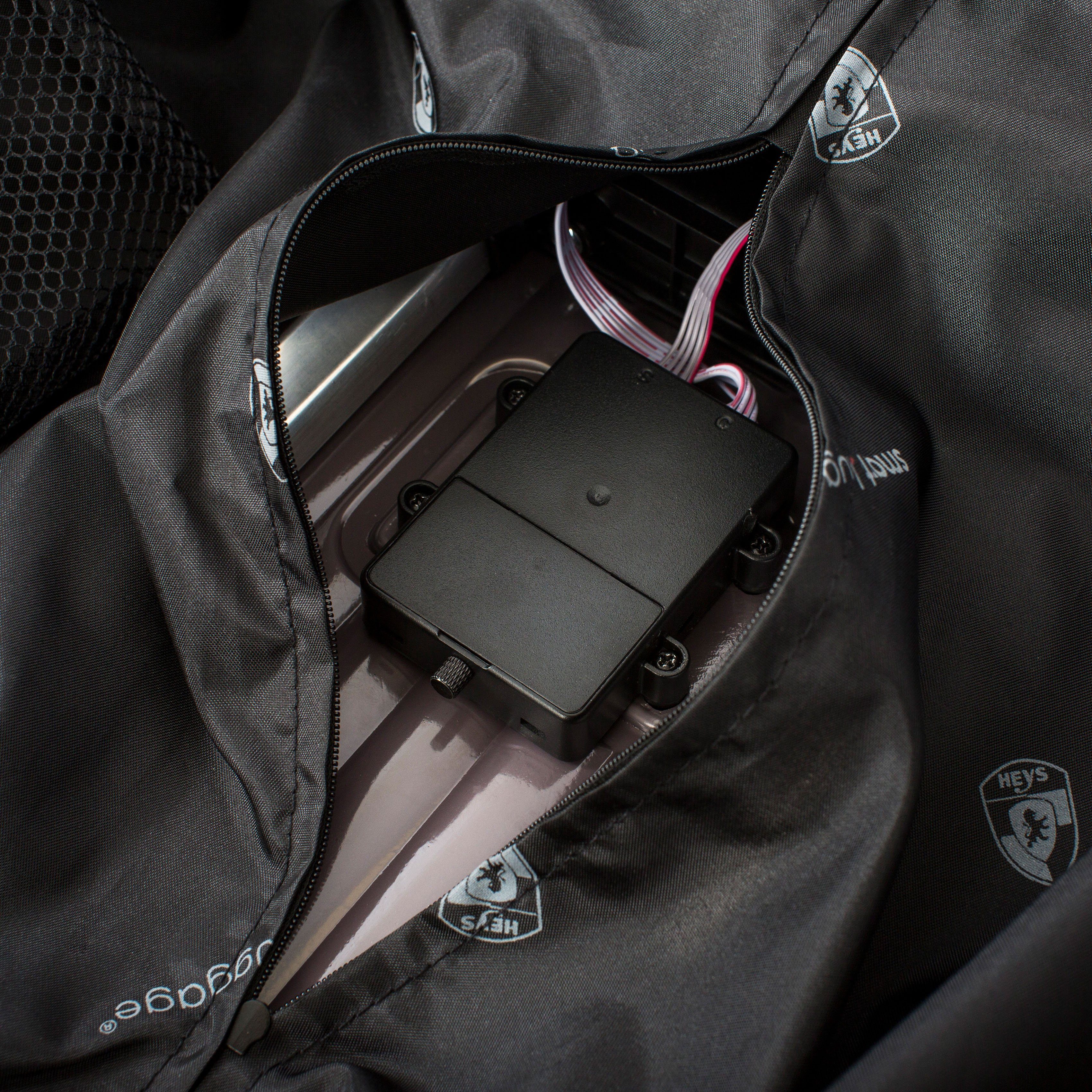 Heys Hardshell-trolley Smart Luggage®, in verschillende kleuren en maten Heys x Joachim Llambi handbagage Smart Bagage met app-functie