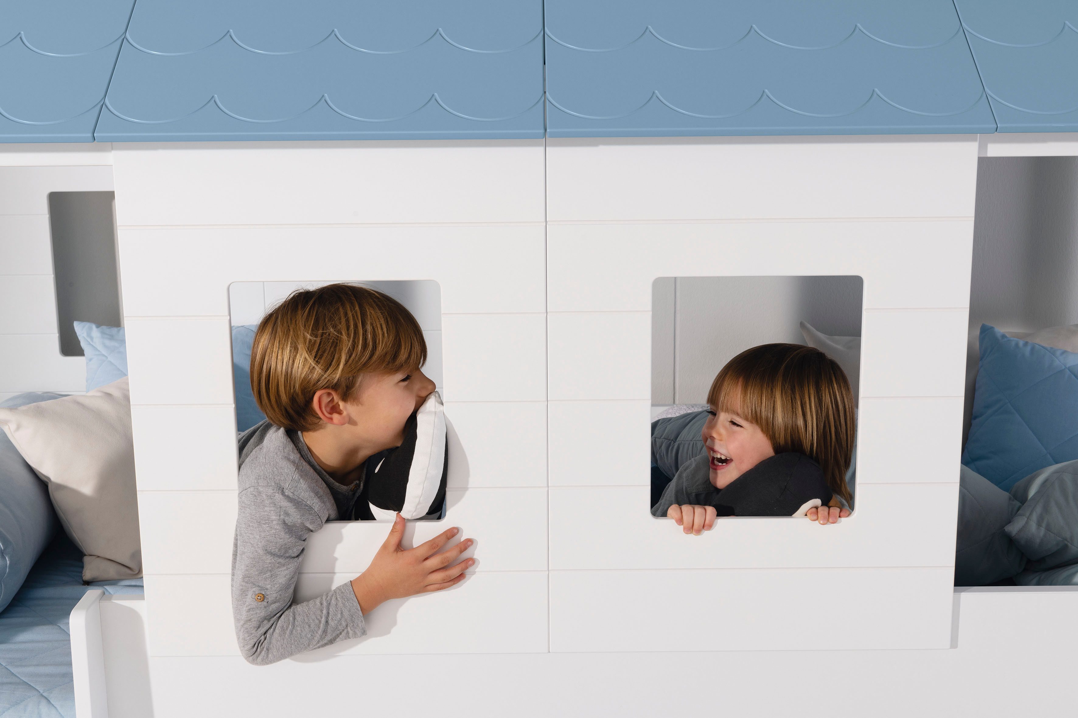 PAIDI Kinderwelten Huisbed TINY HOUSE Speelbed met valbeveiliging, individueel aanpasbaar