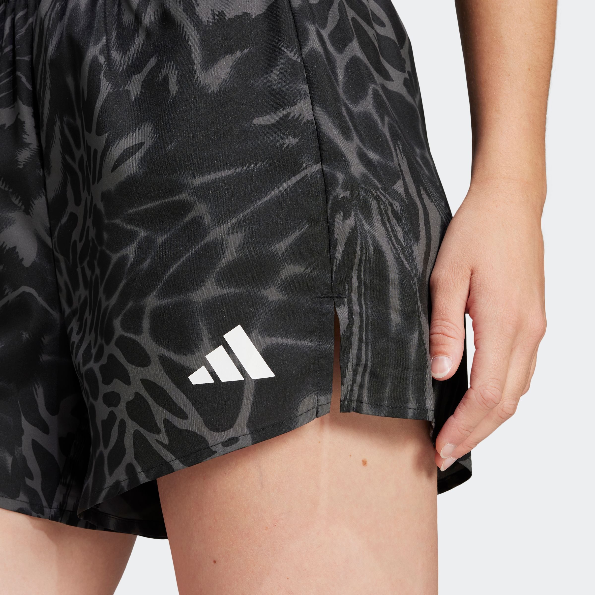 adidas Performance Short TE MIN AOP SH (1-delig)