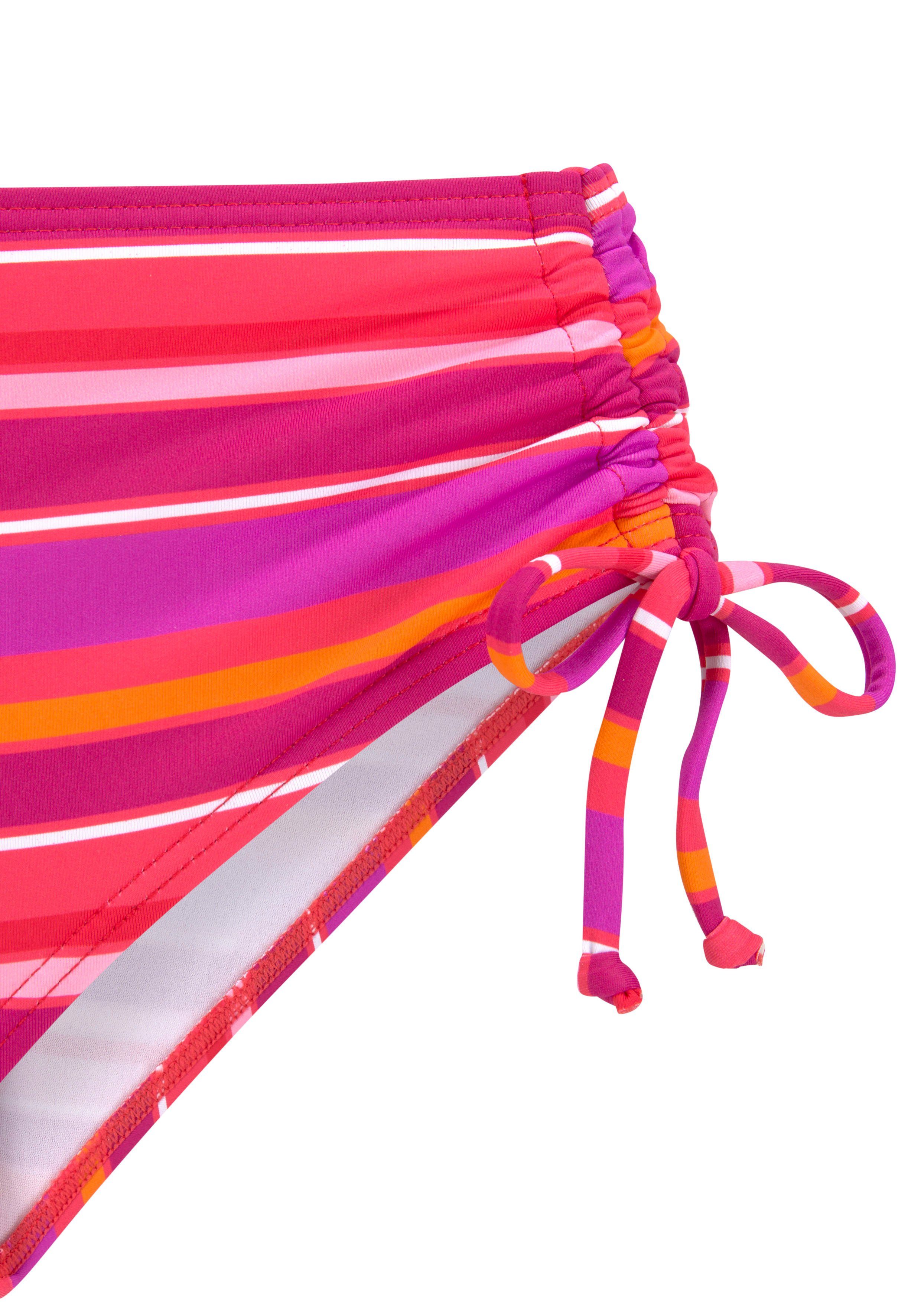 s.Oliver RED LABEL Beachwear Bikinibroekje zij-reguleerbaar en met trendy streepdesign