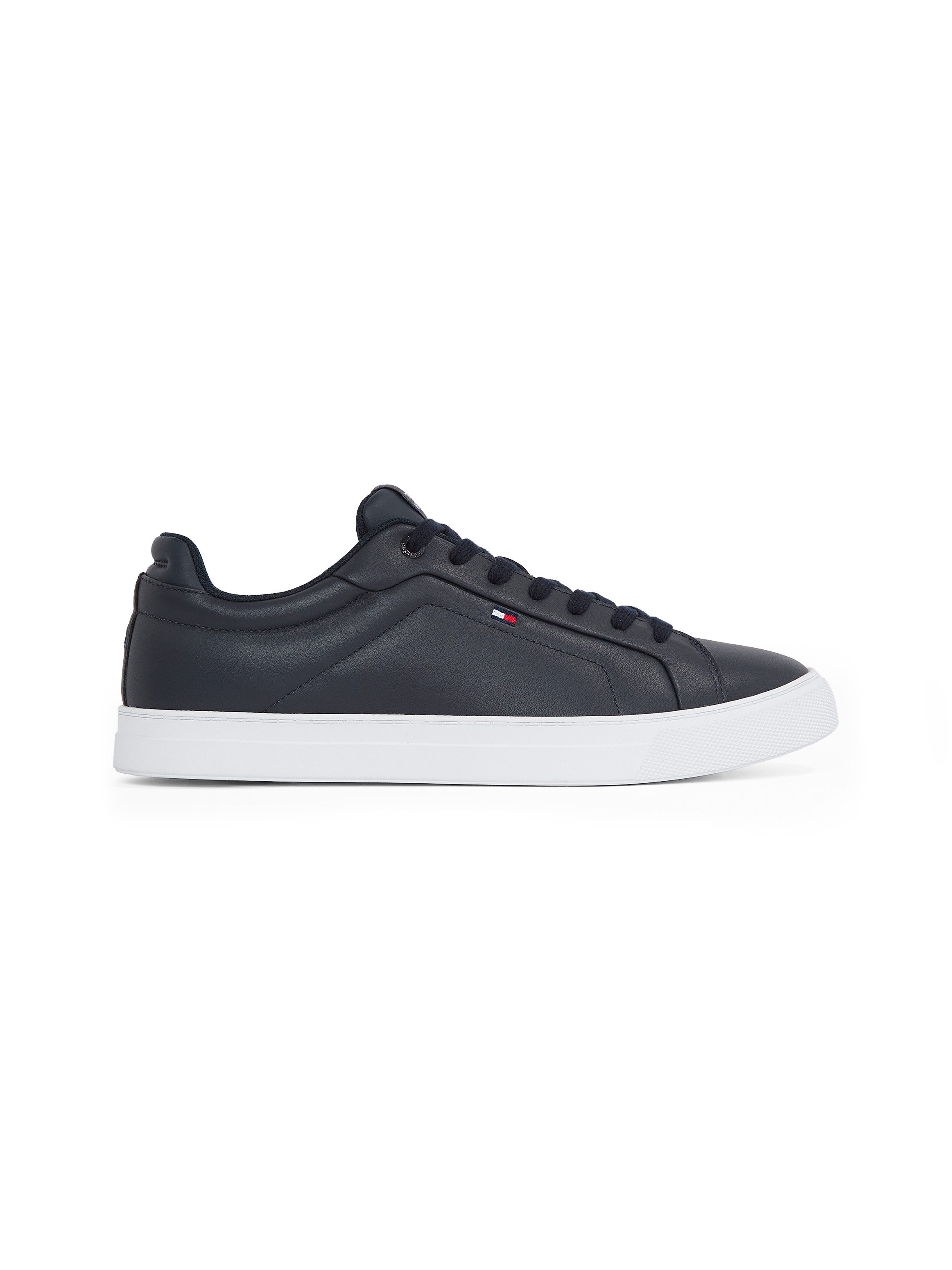 Tommy Hilfiger Plateausneakers ICON COURT LTH FLAG ESS vrijetijdsschoen, lage schoen, veterschoen met kleine logovlag
