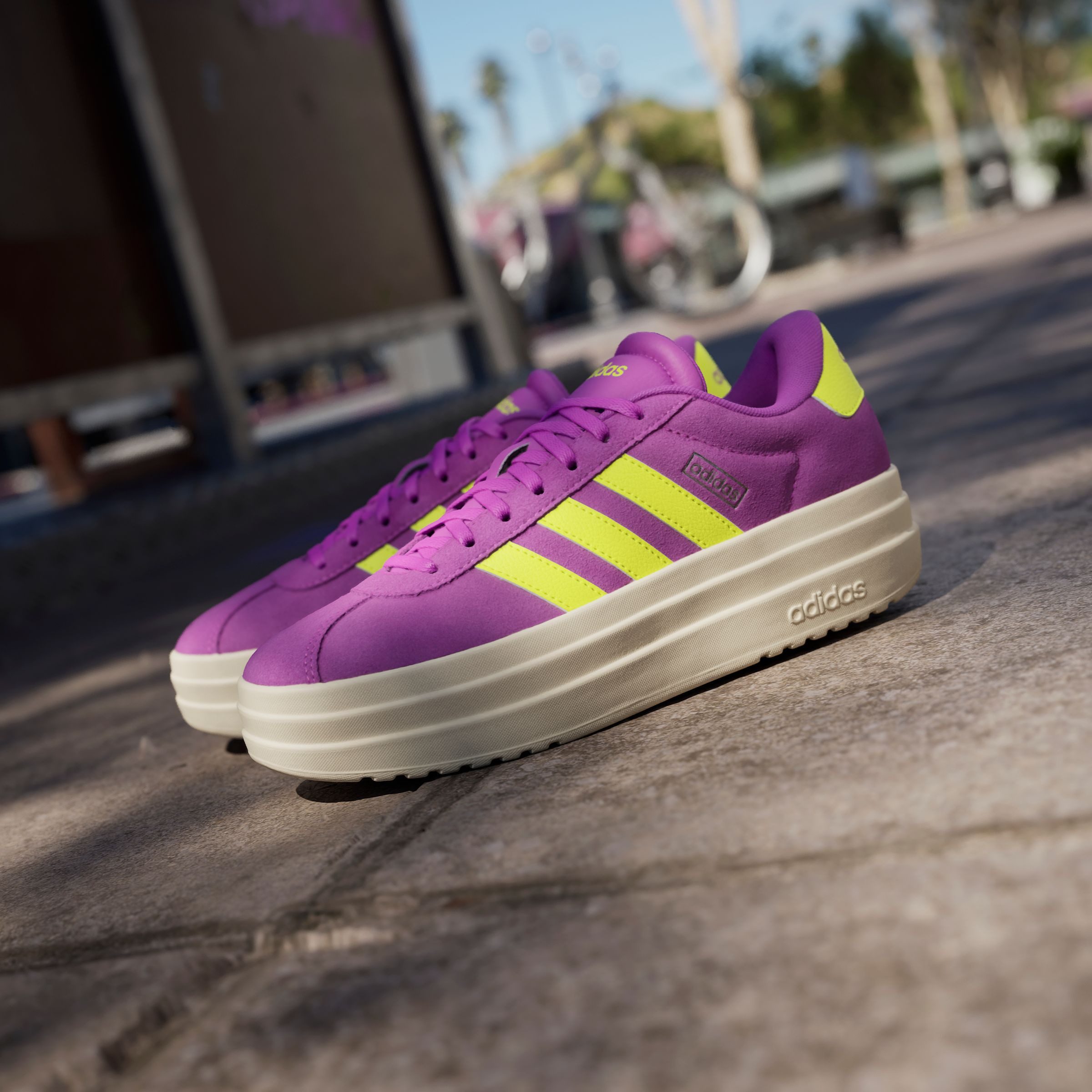 adidas Sportswear Sneakers VL COURT BOLD Design in de voetsporen van de adidas Gazelle Bold