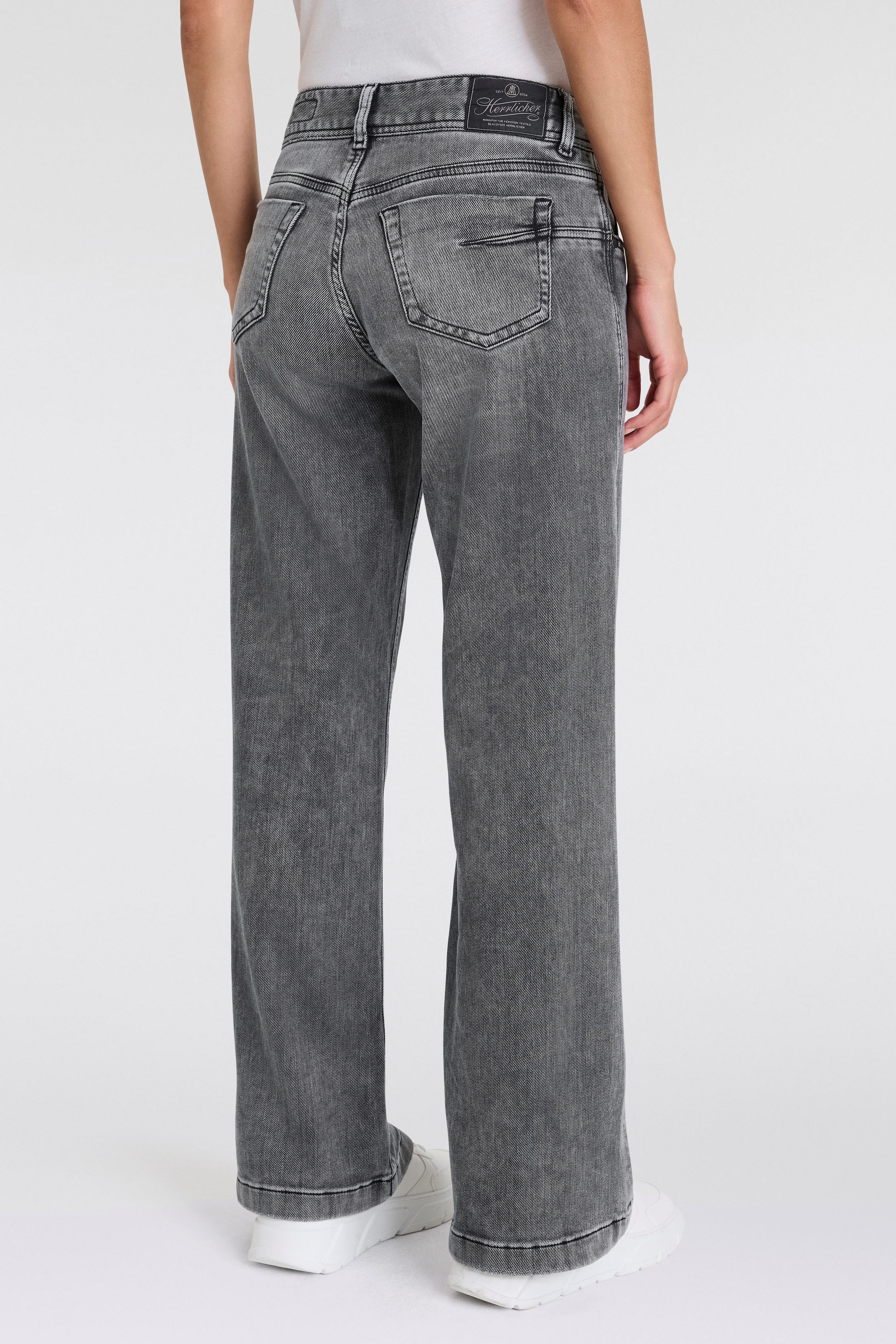 Herrlicher Bootcut jeans Edna Organic Denim Brushed met markante zakafwerkingen achter