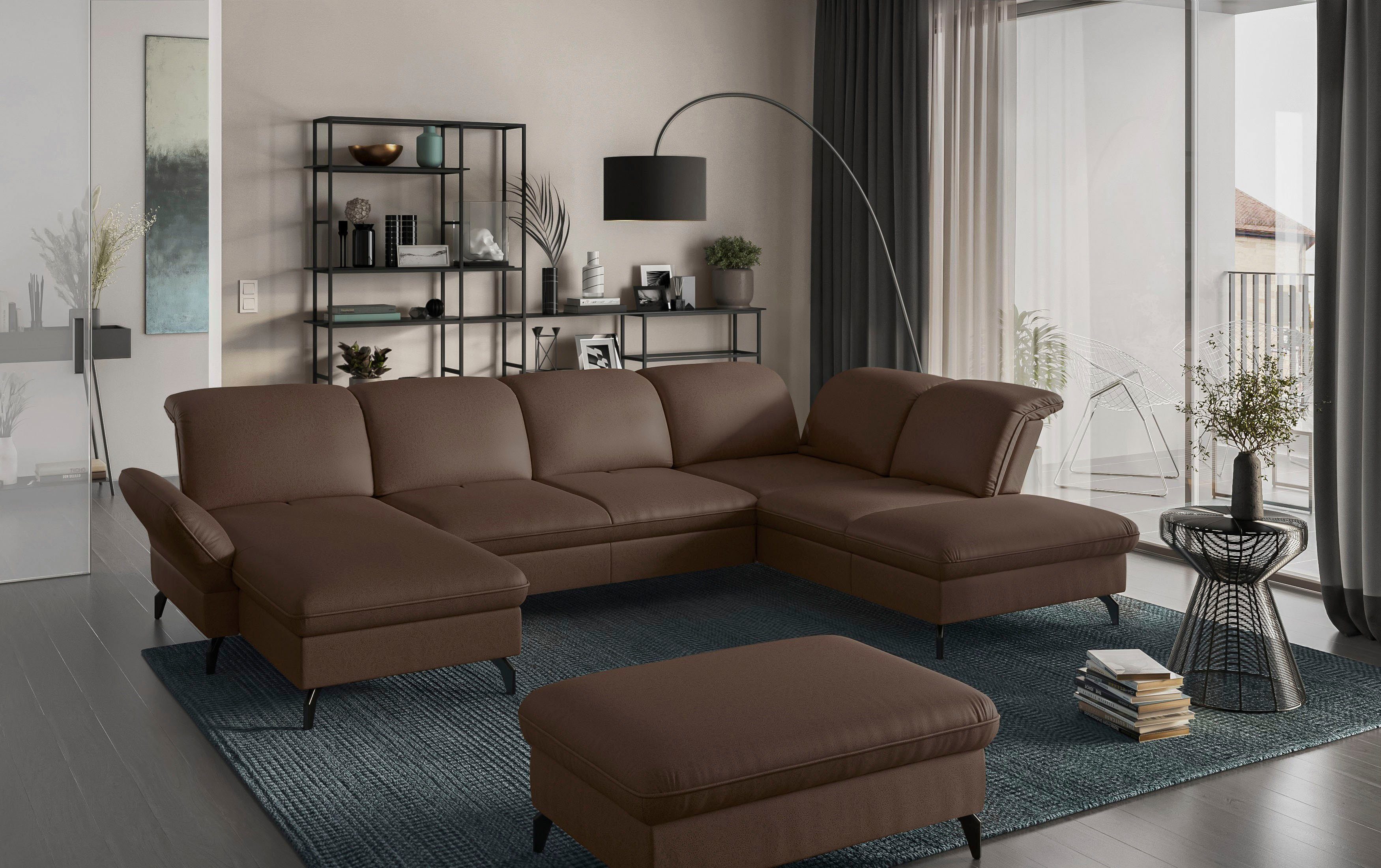 sit&more Zithoek Leandro U-vorm Naar keuze met bed, hoofdbord en armleuningfunctie, en bedkist