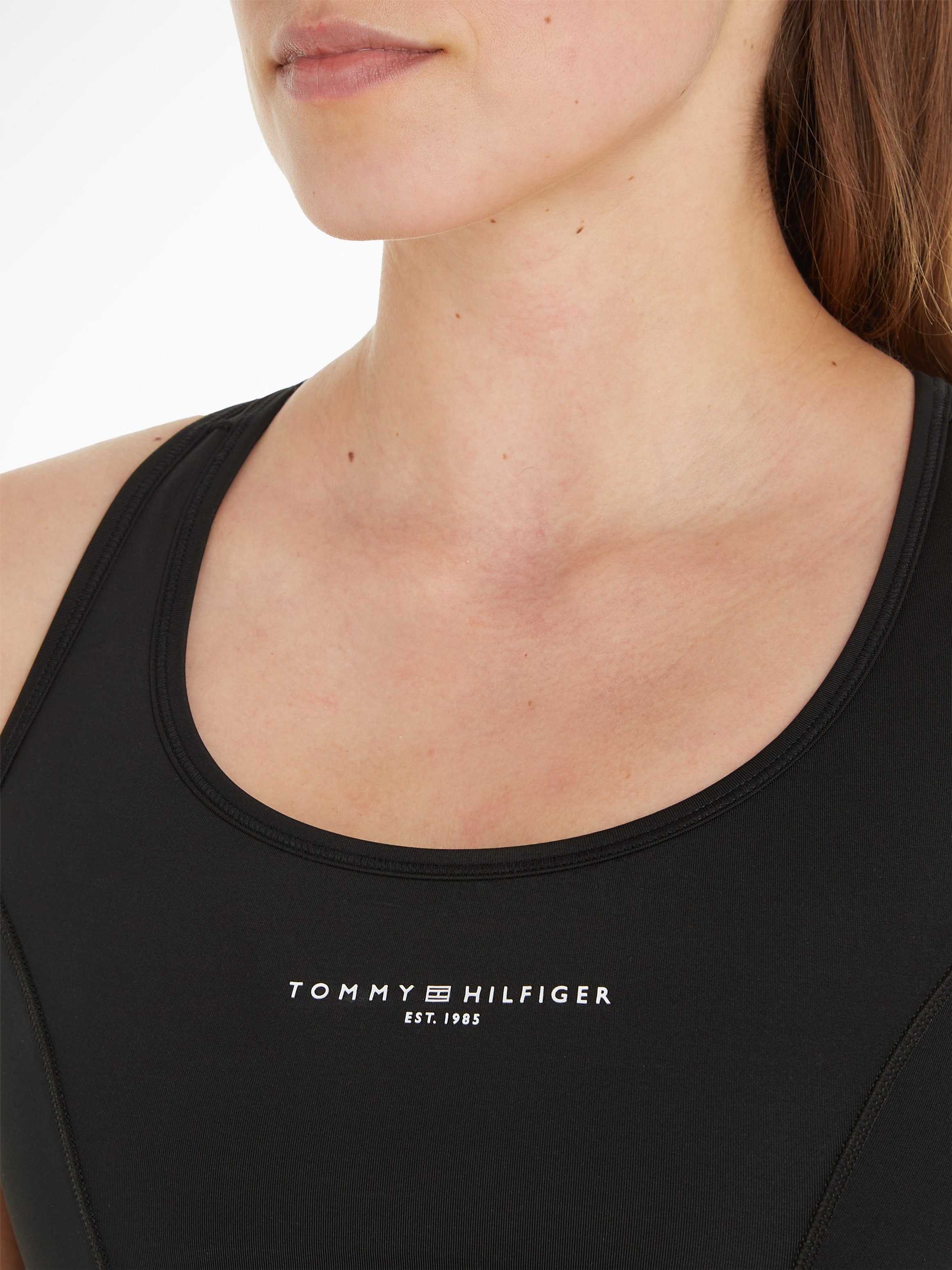 TOMMY SPORT Sportbustier ESSENTIALS MINI CORP MID INT BRA met bandjes voor gemiddelde ondersteuning, racerback