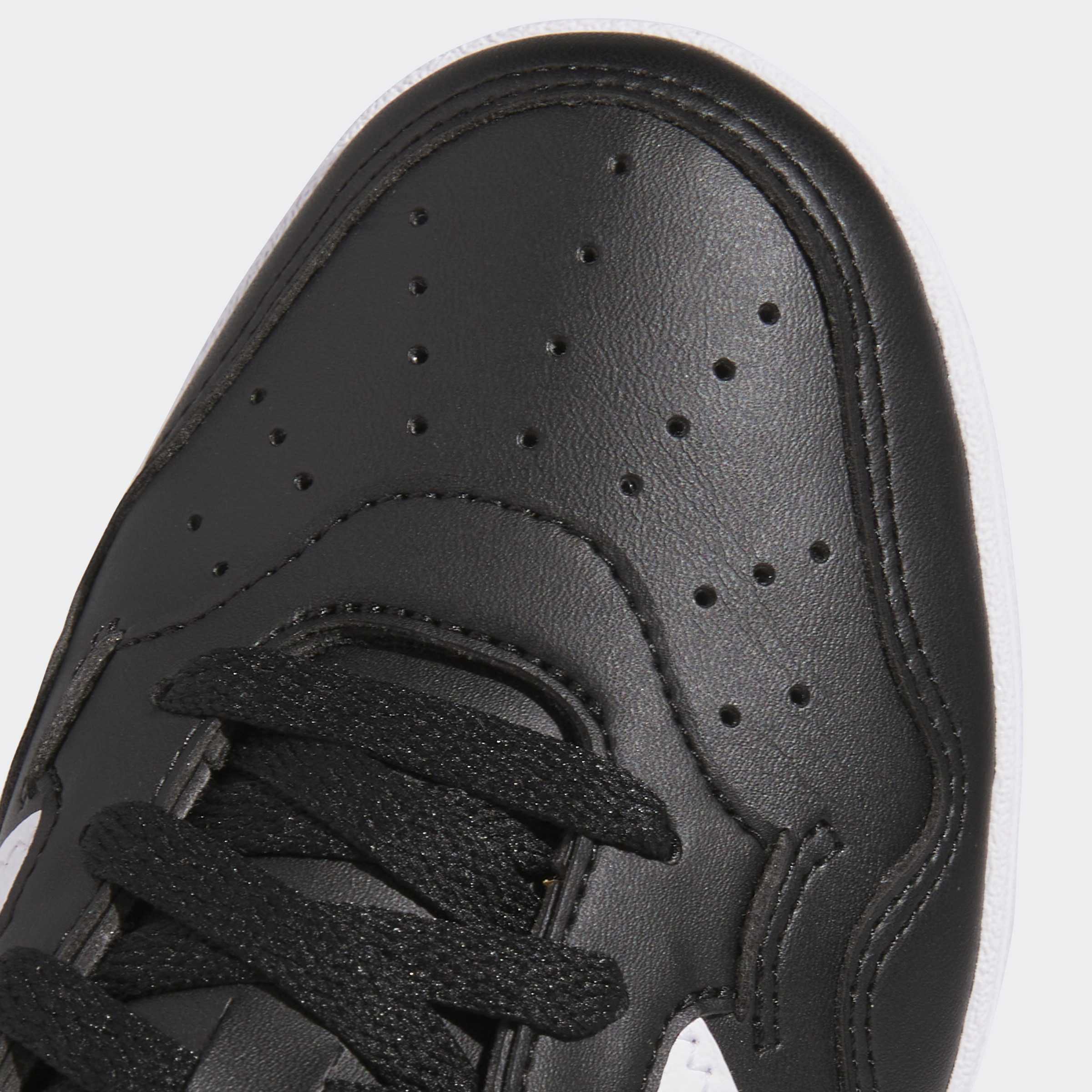 adidas Sportswear Sneakers